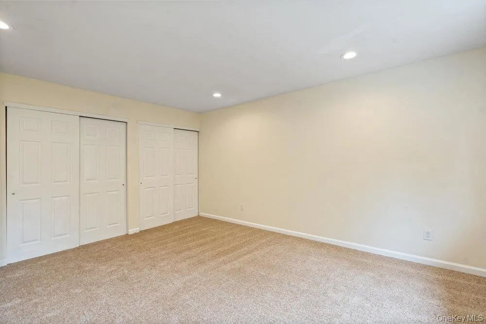 Neutral wall tones with recessed lighting Neutral wall tones with recessed lighting