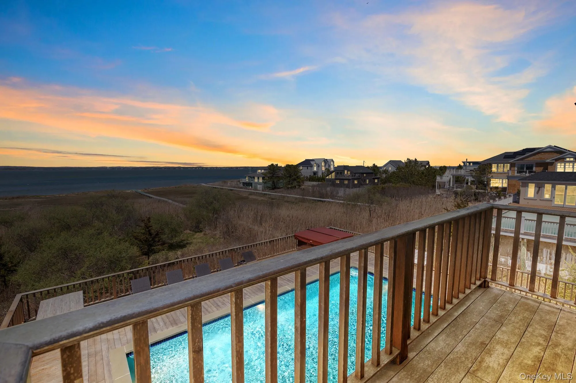 818 Dune Road, Southampton, New York 11978