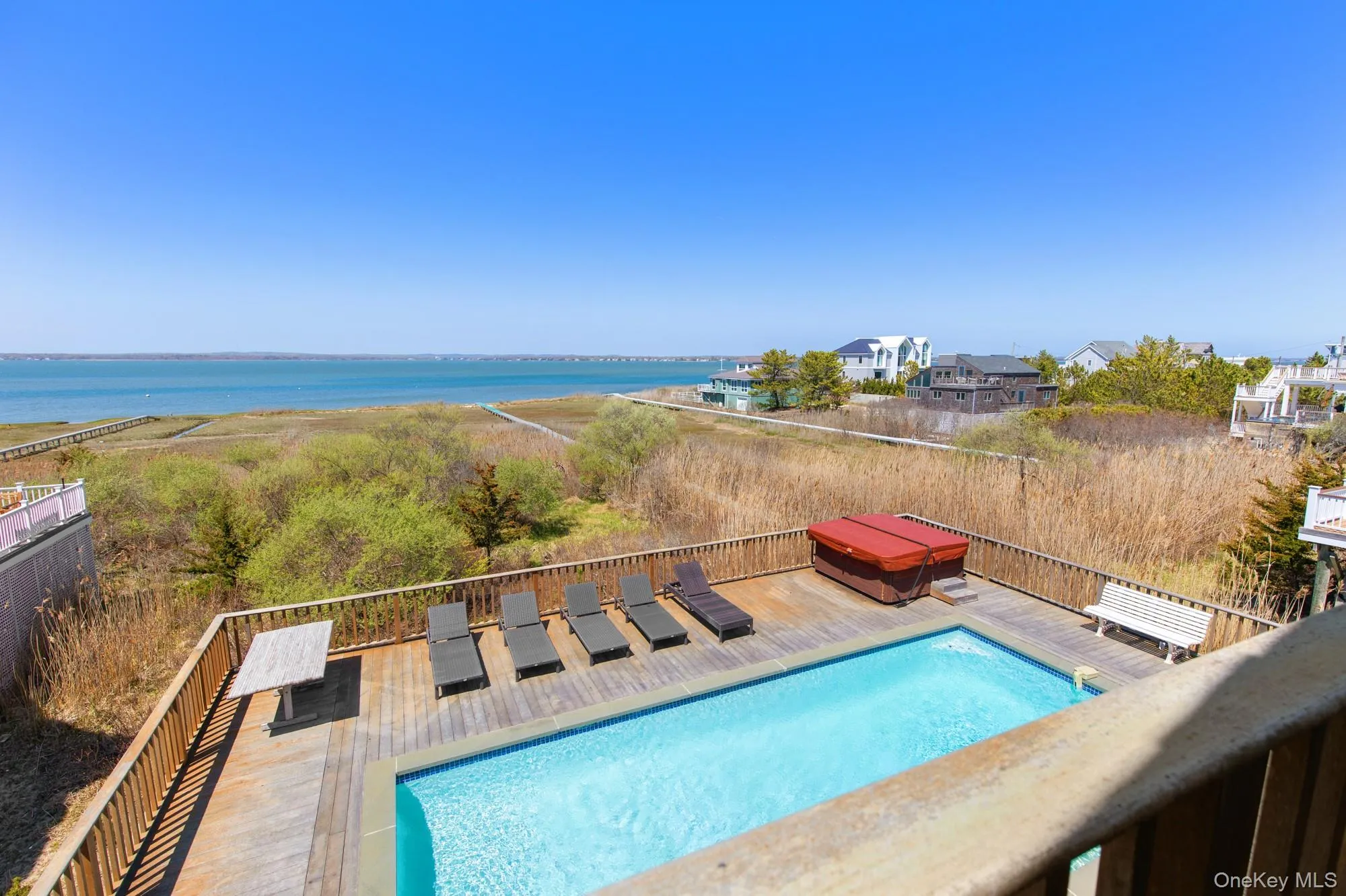 818 Dune Road, Southampton, New York 11978