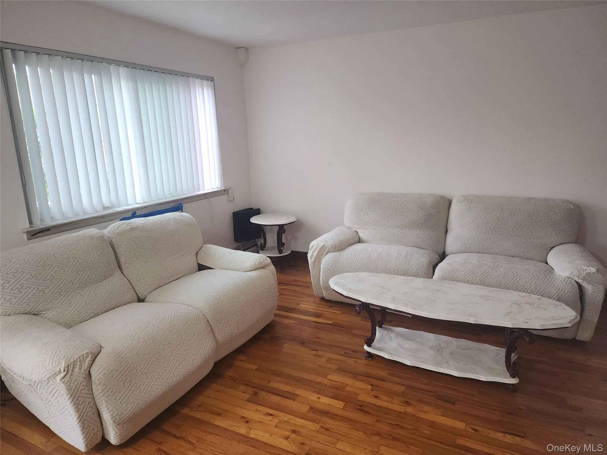 65-08 77 Street, New York, NY, 3 Bedrooms Bedrooms, 6 Rooms Rooms,1 BathroomBathrooms,Residential Lease,For Rent,77,0,995362 65-08 77 Street, New York, NY, 3 Bedrooms Bedrooms, 6 Rooms Rooms,1 BathroomBathrooms,Residential Lease,For Rent,77,0,995362