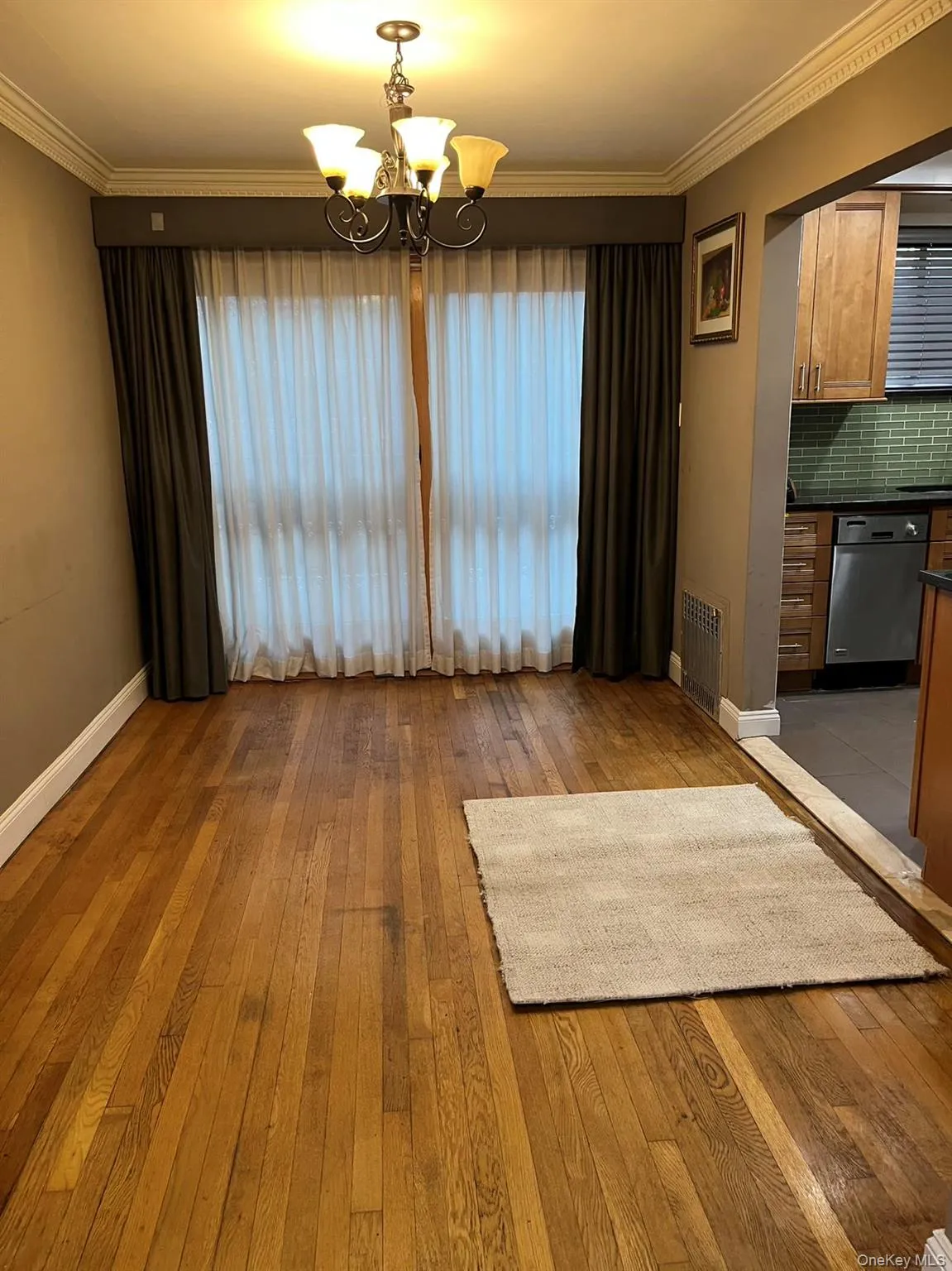 5314 194th Street, New York, NY, 3 Bedrooms Bedrooms, 6 Rooms Rooms,1 BathroomBathrooms,Residential,For Rent,194th,0,995365 5314 194th Street, New York, NY, 3 Bedrooms Bedrooms, 6 Rooms Rooms,1 BathroomBathrooms,Residential,For Rent,194th,0,995365