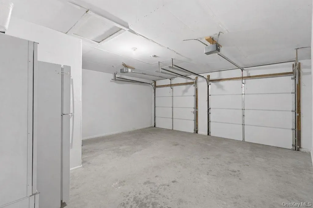 24 Liberty Street, Southampton, NY, 5 Bedrooms Bedrooms, 9 Rooms Rooms,2 BathroomsBathrooms,Residential Lease,For Rent,Liberty,0,995387 24 Liberty Street, Southampton, NY, 5 Bedrooms Bedrooms, 9 Rooms Rooms,2 BathroomsBathrooms,Residential Lease,For Rent,Liberty,0,995387