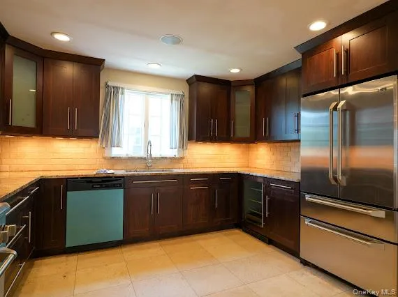 3 Pennsylvania Court, Long Beach, NY, 4 Bedrooms Bedrooms, 9 Rooms Rooms,4 BathroomsBathrooms,Residential Lease,For Rent,Pennsylvania,0,995389 3 Pennsylvania Court, Long Beach, NY, 4 Bedrooms Bedrooms, 9 Rooms Rooms,4 BathroomsBathrooms,Residential Lease,For Rent,Pennsylvania,0,995389