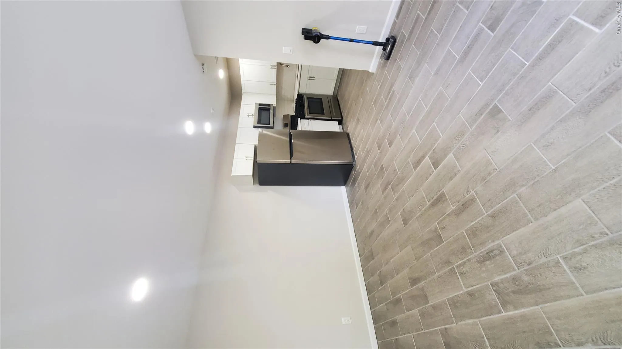 39 Fargo Court, Brookhaven, NY, 1 Bedroom Bedrooms, 4 Rooms Rooms,1 BathroomBathrooms,Residential Lease,For Rent,Fargo,0,995402 39 Fargo Court, Brookhaven, NY, 1 Bedroom Bedrooms, 4 Rooms Rooms,1 BathroomBathrooms,Residential Lease,For Rent,Fargo,0,995402