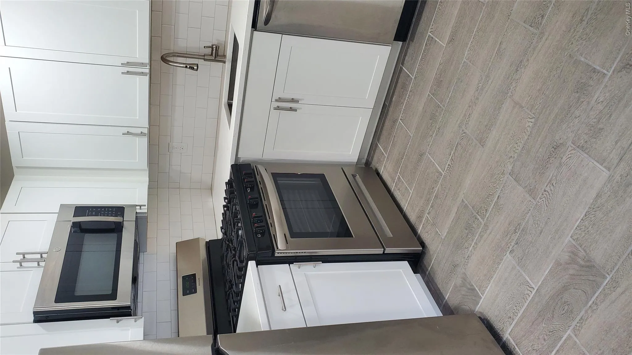39 Fargo Court, Brookhaven, NY, 1 Bedroom Bedrooms, 4 Rooms Rooms,1 BathroomBathrooms,Residential Lease,For Rent,Fargo,0,995402 39 Fargo Court, Brookhaven, NY, 1 Bedroom Bedrooms, 4 Rooms Rooms,1 BathroomBathrooms,Residential Lease,For Rent,Fargo,0,995402