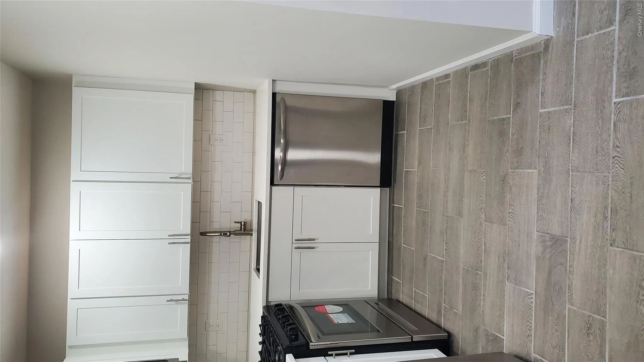 39 Fargo Court, Brookhaven, NY, 1 Bedroom Bedrooms, 4 Rooms Rooms,1 BathroomBathrooms,Residential Lease,For Rent,Fargo,0,995402 39 Fargo Court, Brookhaven, NY, 1 Bedroom Bedrooms, 4 Rooms Rooms,1 BathroomBathrooms,Residential Lease,For Rent,Fargo,0,995402