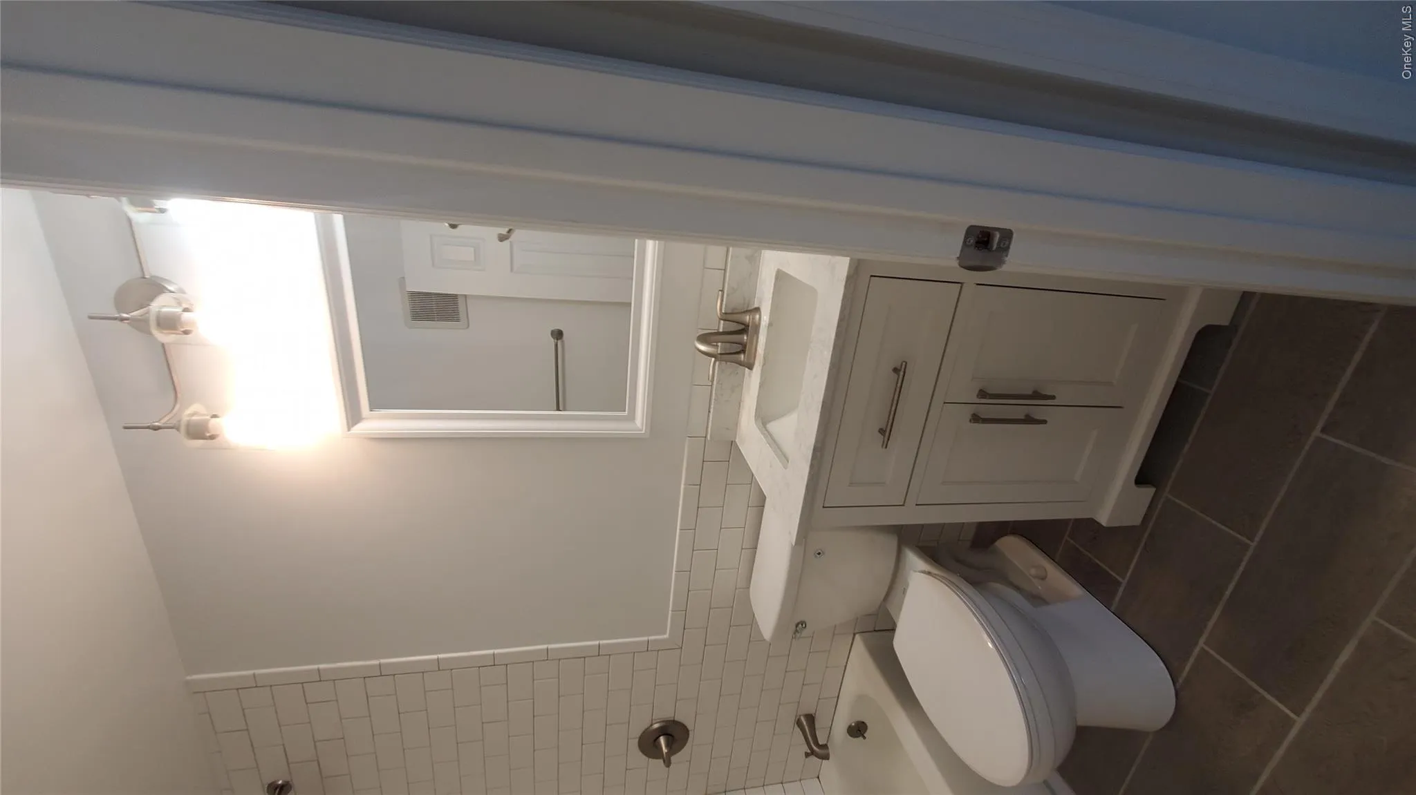 39 Fargo Court, Brookhaven, NY, 1 Bedroom Bedrooms, 4 Rooms Rooms,1 BathroomBathrooms,Residential Lease,For Rent,Fargo,0,995402 39 Fargo Court, Brookhaven, NY, 1 Bedroom Bedrooms, 4 Rooms Rooms,1 BathroomBathrooms,Residential Lease,For Rent,Fargo,0,995402