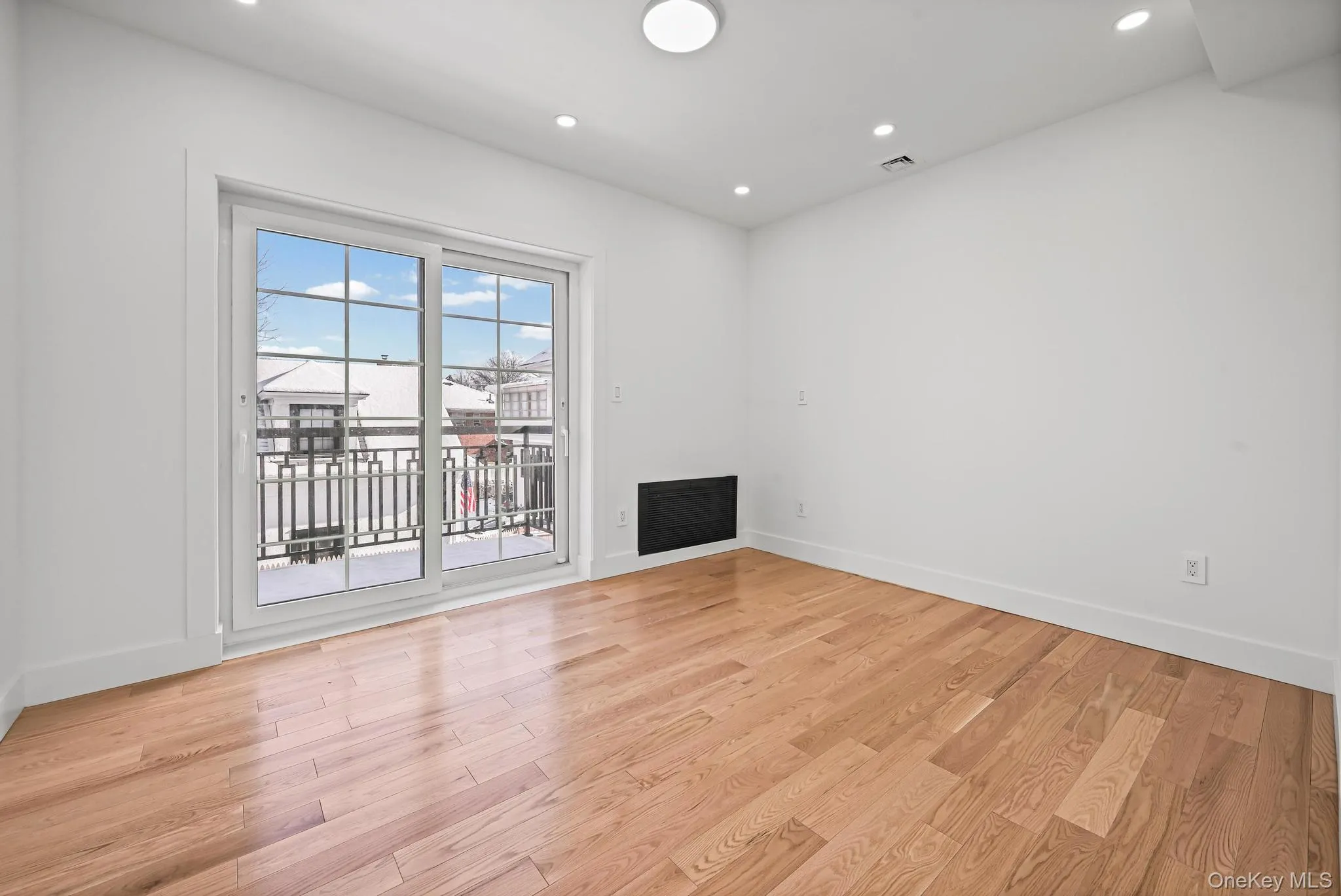 32-35 164th Street, New York, NY, 5 Bedrooms Bedrooms, 9 Rooms Rooms,5 BathroomsBathrooms,Residential,For Rent,164th,0,995407 32-35 164th Street, New York, NY, 5 Bedrooms Bedrooms, 9 Rooms Rooms,5 BathroomsBathrooms,Residential,For Rent,164th,0,995407