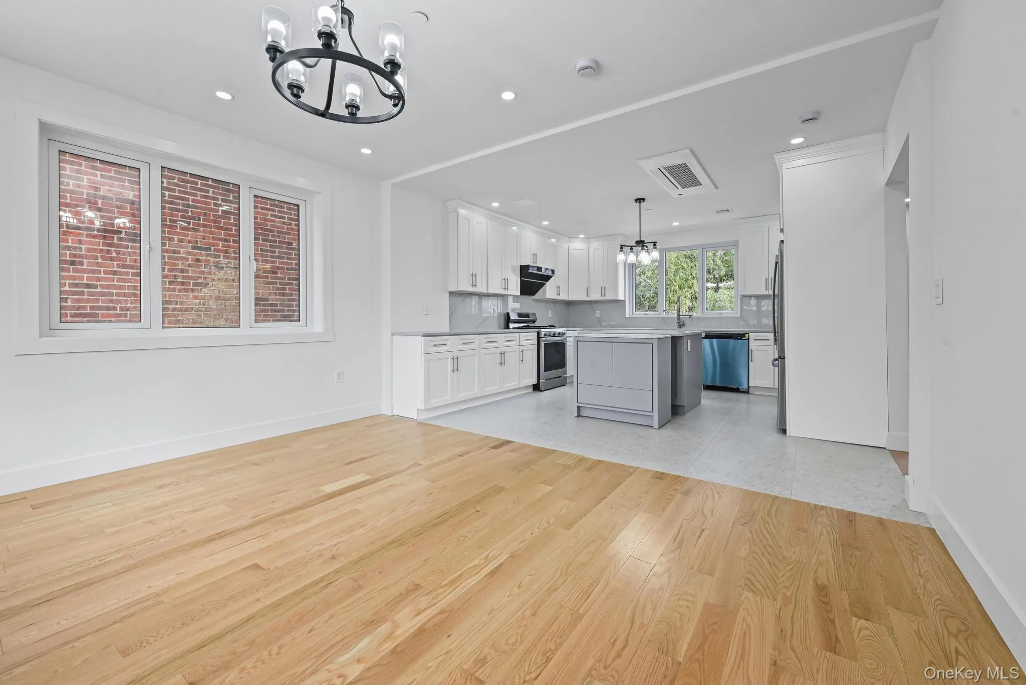 32-35 164th Street, New York, NY, 5 Bedrooms Bedrooms, 9 Rooms Rooms,5 BathroomsBathrooms,Residential,For Rent,164th,0,995407 32-35 164th Street, New York, NY, 5 Bedrooms Bedrooms, 9 Rooms Rooms,5 BathroomsBathrooms,Residential,For Rent,164th,0,995407