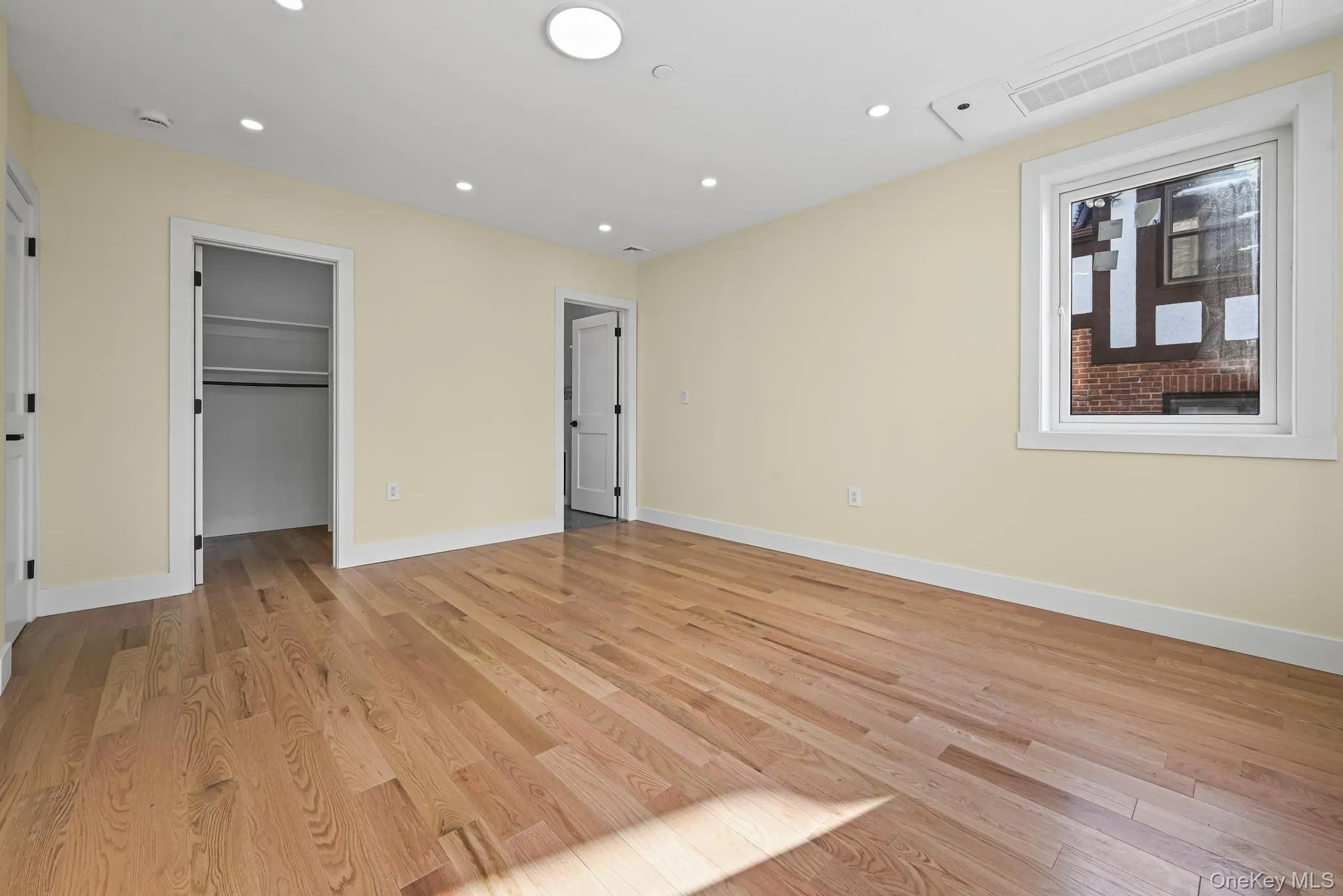 32-35 164th Street, New York, NY, 5 Bedrooms Bedrooms, 9 Rooms Rooms,5 BathroomsBathrooms,Residential,For Rent,164th,0,995407 32-35 164th Street, New York, NY, 5 Bedrooms Bedrooms, 9 Rooms Rooms,5 BathroomsBathrooms,Residential,For Rent,164th,0,995407