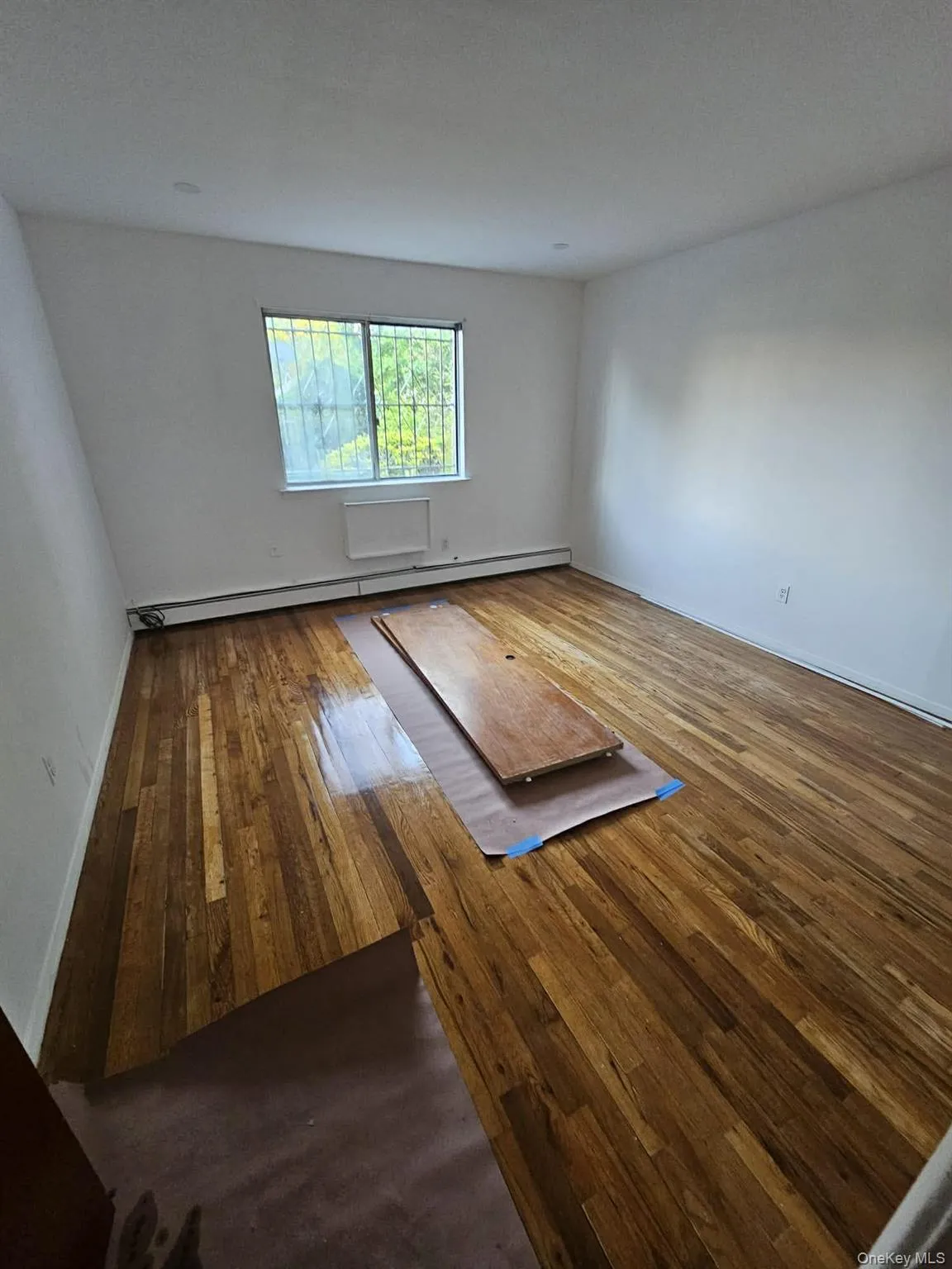 179-12 145th Avenue, New York, NY, 3 Bedrooms Bedrooms, 6 Rooms Rooms,1 BathroomBathrooms,Residential Lease,For Rent,145th,0,995435 179-12 145th Avenue, New York, NY, 3 Bedrooms Bedrooms, 6 Rooms Rooms,1 BathroomBathrooms,Residential Lease,For Rent,145th,0,995435