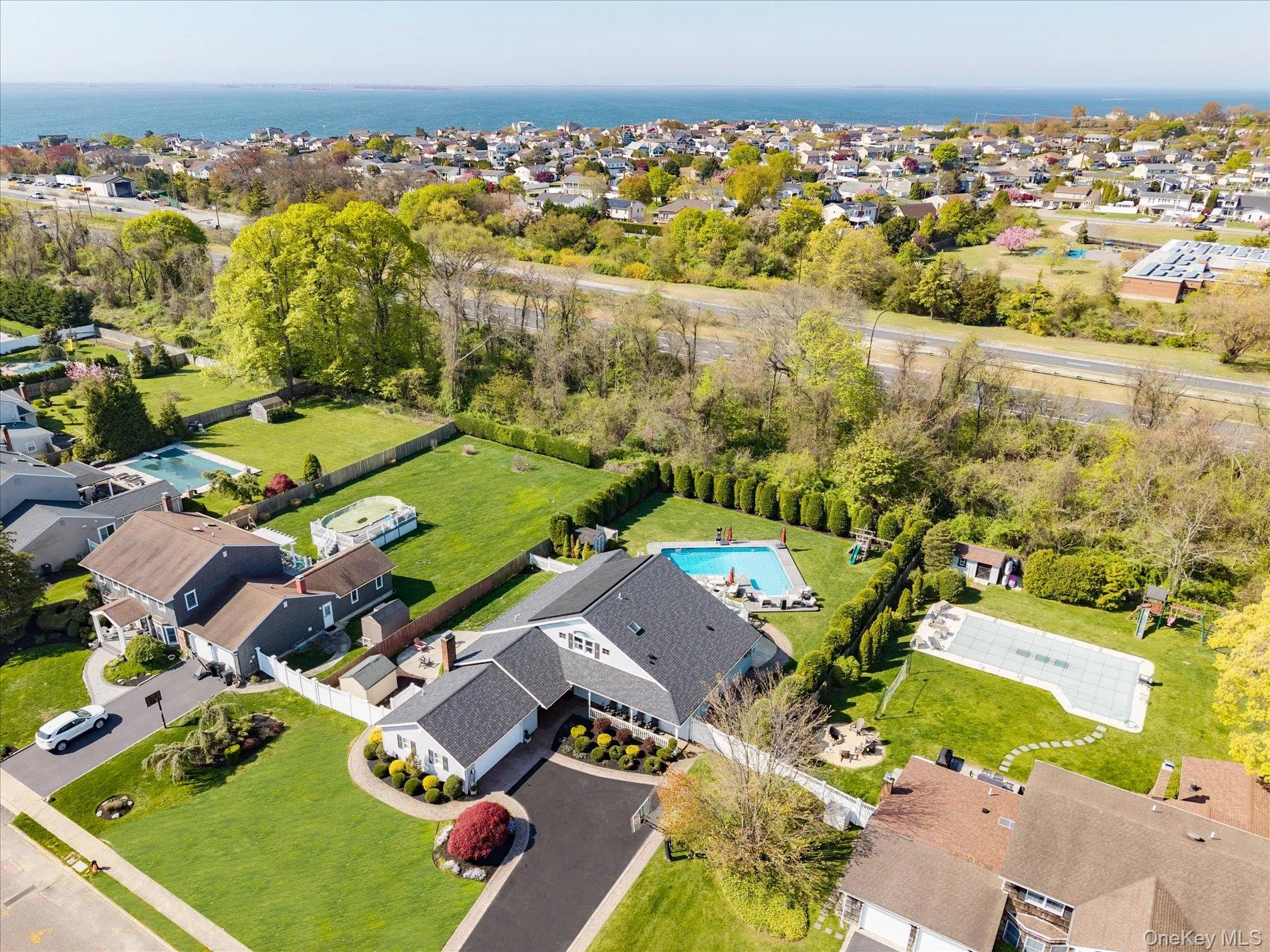 88 Pace Drive, Islip, NY, 5 Bedrooms Bedrooms, 11 Rooms Rooms,4 BathroomsBathrooms,Residential,For Rent,Pace,0,995450 88 Pace Drive, Islip, NY, 5 Bedrooms Bedrooms, 11 Rooms Rooms,4 BathroomsBathrooms,Residential,For Rent,Pace,0,995450