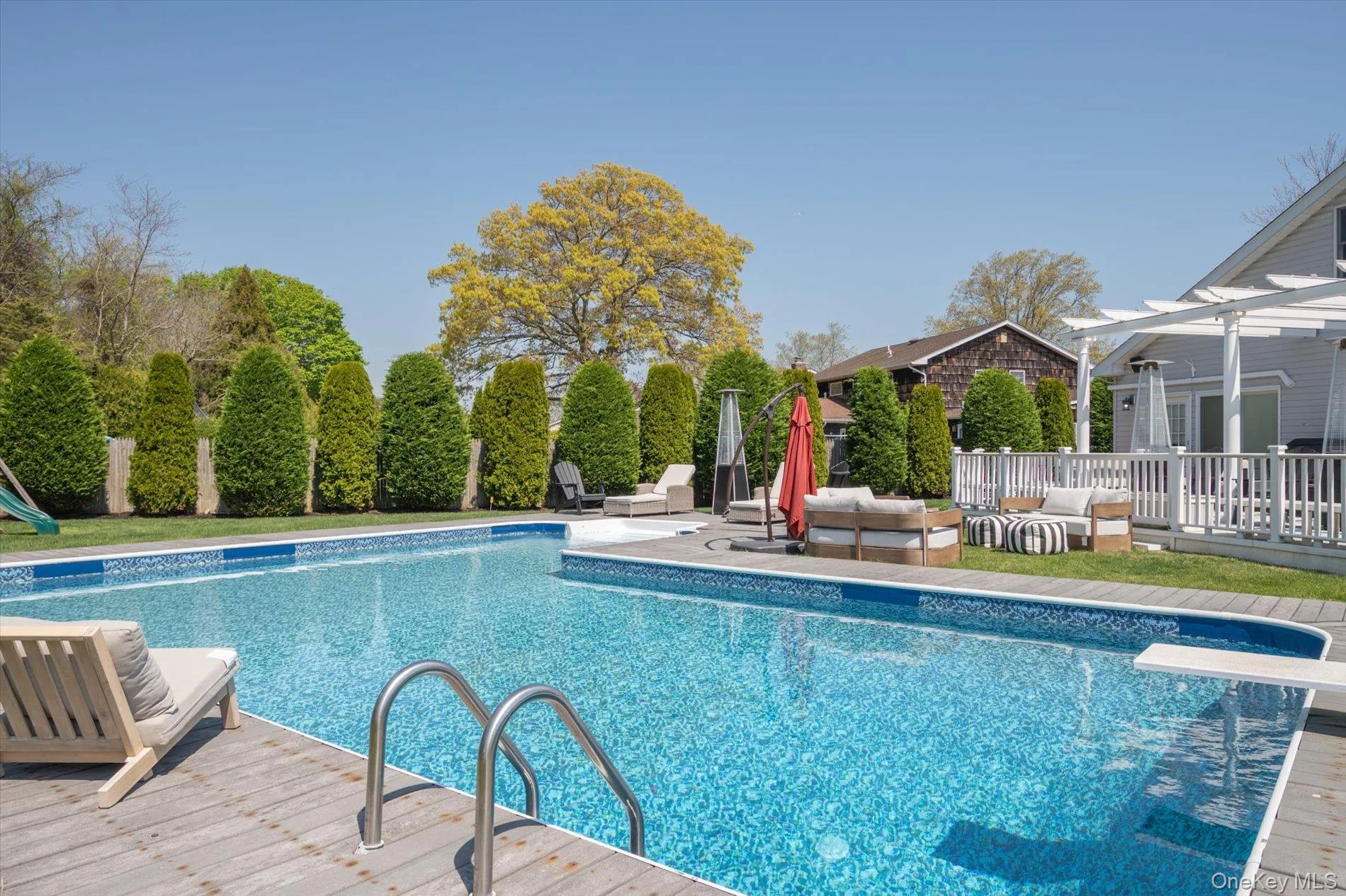 88 Pace Drive, Islip, NY, 5 Bedrooms Bedrooms, 11 Rooms Rooms,4 BathroomsBathrooms,Residential,For Rent,Pace,0,995450 88 Pace Drive, Islip, NY, 5 Bedrooms Bedrooms, 11 Rooms Rooms,4 BathroomsBathrooms,Residential,For Rent,Pace,0,995450