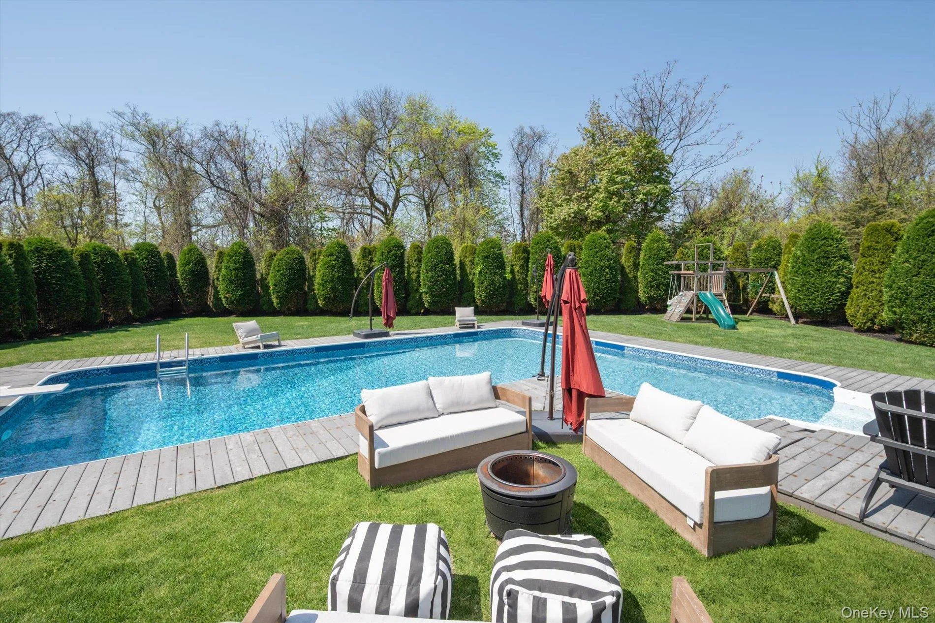 88 Pace Drive, Islip, NY, 5 Bedrooms Bedrooms, 11 Rooms Rooms,4 BathroomsBathrooms,Residential,For Rent,Pace,0,995450 88 Pace Drive, Islip, NY, 5 Bedrooms Bedrooms, 11 Rooms Rooms,4 BathroomsBathrooms,Residential,For Rent,Pace,0,995450
