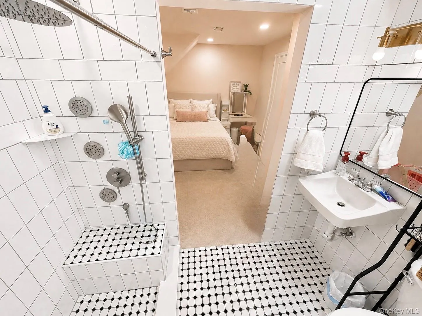 88 Pace Drive, Islip, NY, 5 Bedrooms Bedrooms, 11 Rooms Rooms,4 BathroomsBathrooms,Residential,For Rent,Pace,0,995450 88 Pace Drive, Islip, NY, 5 Bedrooms Bedrooms, 11 Rooms Rooms,4 BathroomsBathrooms,Residential,For Rent,Pace,0,995450