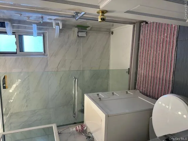82-32 Langdale Street, New York, NY, 2 Bedrooms Bedrooms, 4 Rooms Rooms,1 BathroomBathrooms,Residential Lease,For Rent,Langdale,0,995452 82-32 Langdale Street, New York, NY, 2 Bedrooms Bedrooms, 4 Rooms Rooms,1 BathroomBathrooms,Residential Lease,For Rent,Langdale,0,995452