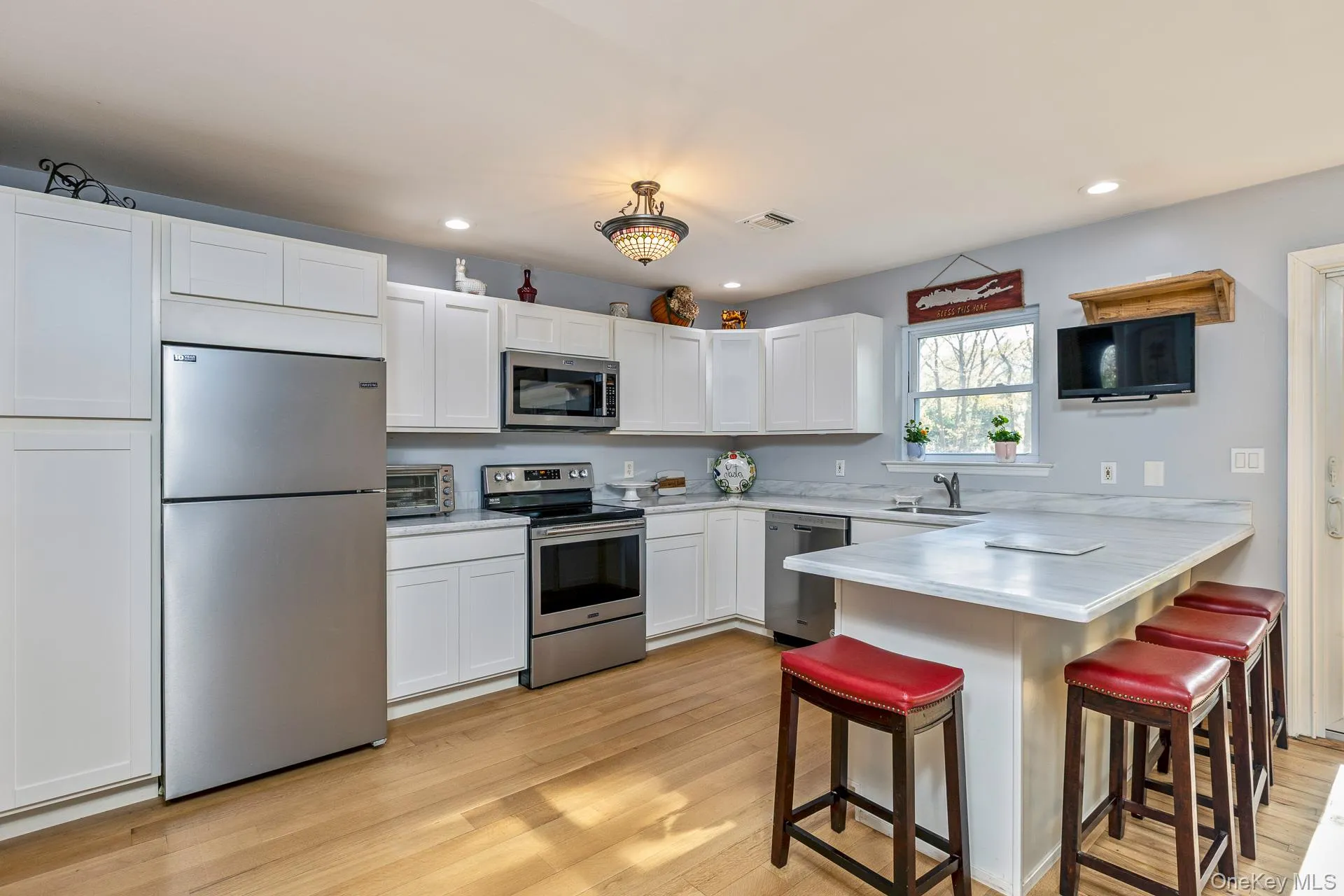 10 Black Pine Street, Brookhaven, NY, 3 Bedrooms Bedrooms, 6 Rooms Rooms,2 BathroomsBathrooms,Residential,For Rent,Black Pine,0,995453 10 Black Pine Street, Brookhaven, NY, 3 Bedrooms Bedrooms, 6 Rooms Rooms,2 BathroomsBathrooms,Residential,For Rent,Black Pine,0,995453