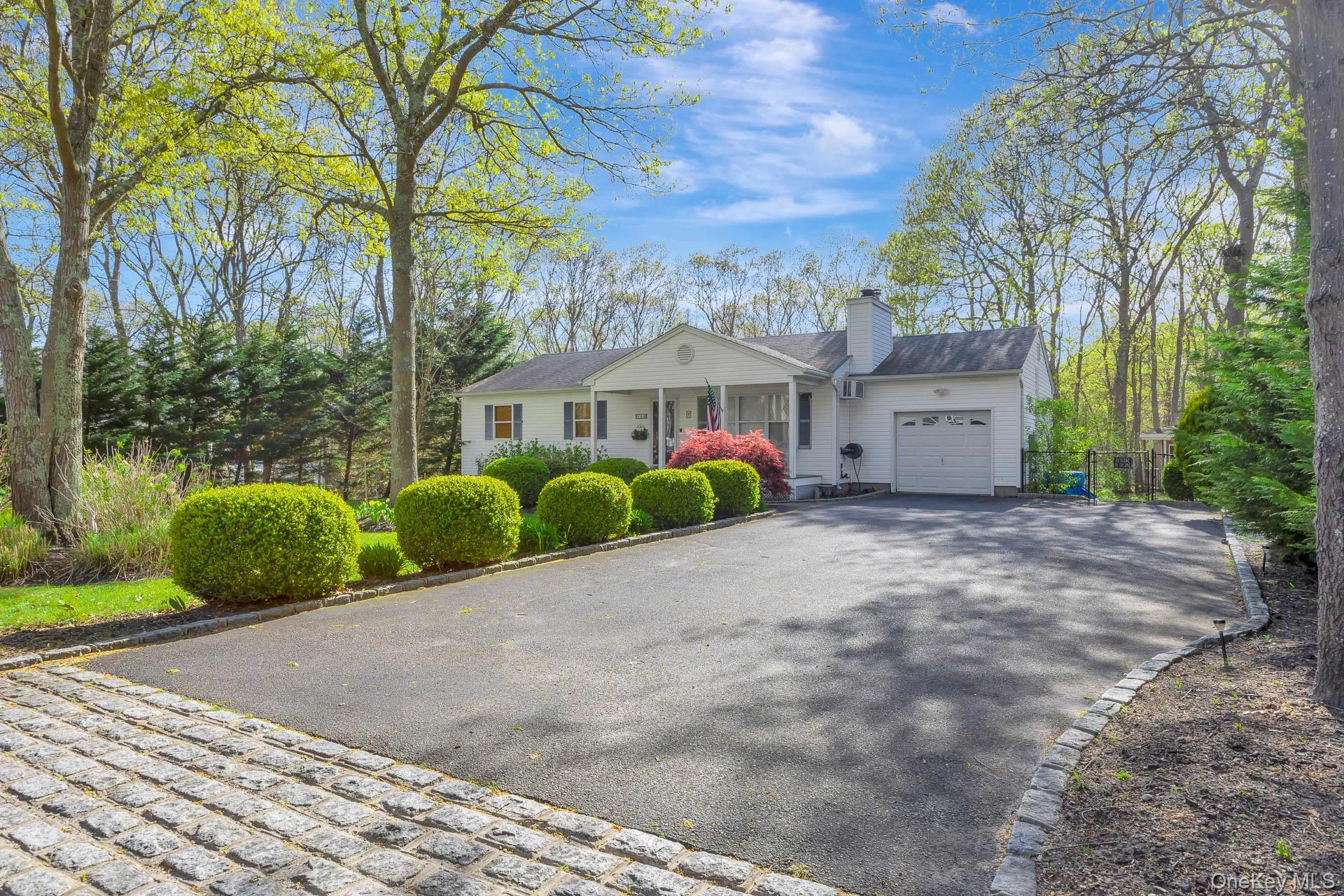 10 Black Pine Street, Brookhaven, NY, 3 Bedrooms Bedrooms, 6 Rooms Rooms,2 BathroomsBathrooms,Residential,For Rent,Black Pine,0,995453 10 Black Pine Street, Brookhaven, NY, 3 Bedrooms Bedrooms, 6 Rooms Rooms,2 BathroomsBathrooms,Residential,For Rent,Black Pine,0,995453