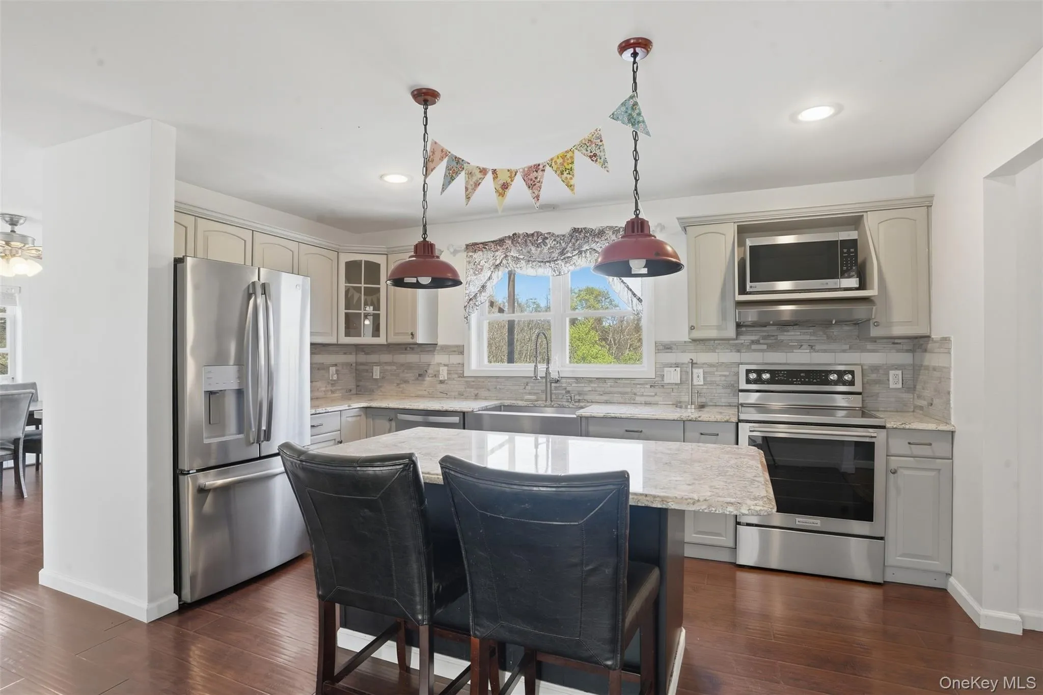 34 Rombout Road, La Grange, NY, 3 Bedrooms Bedrooms, 7 Rooms Rooms,2 BathroomsBathrooms,Residential Lease,For Rent,Rombout,0,995464 34 Rombout Road, La Grange, NY, 3 Bedrooms Bedrooms, 7 Rooms Rooms,2 BathroomsBathrooms,Residential Lease,For Rent,Rombout,0,995464