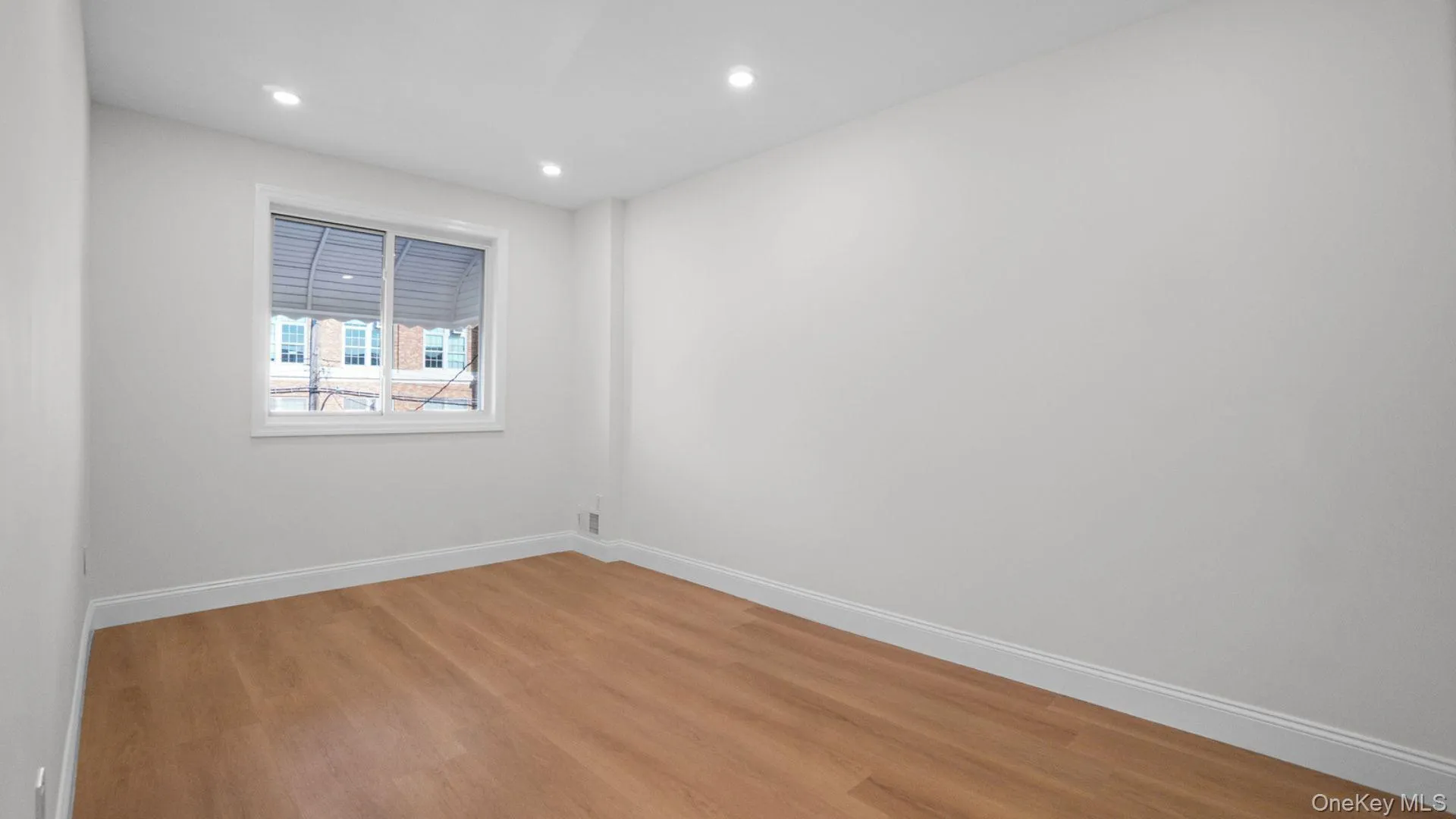 3719 Barnes Avenue, New York, NY, 5 Bedrooms Bedrooms, 9 Rooms Rooms,3 BathroomsBathrooms,Residential,For Rent,Barnes,0,995465 3719 Barnes Avenue, New York, NY, 5 Bedrooms Bedrooms, 9 Rooms Rooms,3 BathroomsBathrooms,Residential,For Rent,Barnes,0,995465