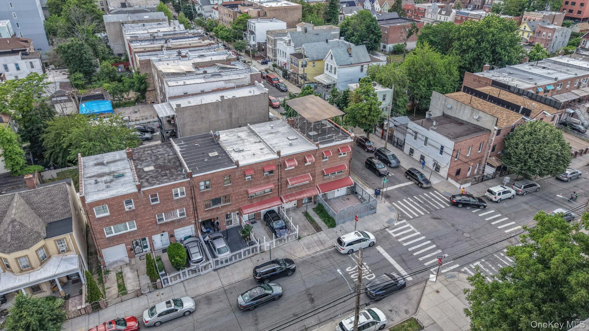 3719 Barnes Avenue, New York, NY, 5 Bedrooms Bedrooms, 9 Rooms Rooms,3 BathroomsBathrooms,Residential,For Rent,Barnes,0,995465 3719 Barnes Avenue, New York, NY, 5 Bedrooms Bedrooms, 9 Rooms Rooms,3 BathroomsBathrooms,Residential,For Rent,Barnes,0,995465