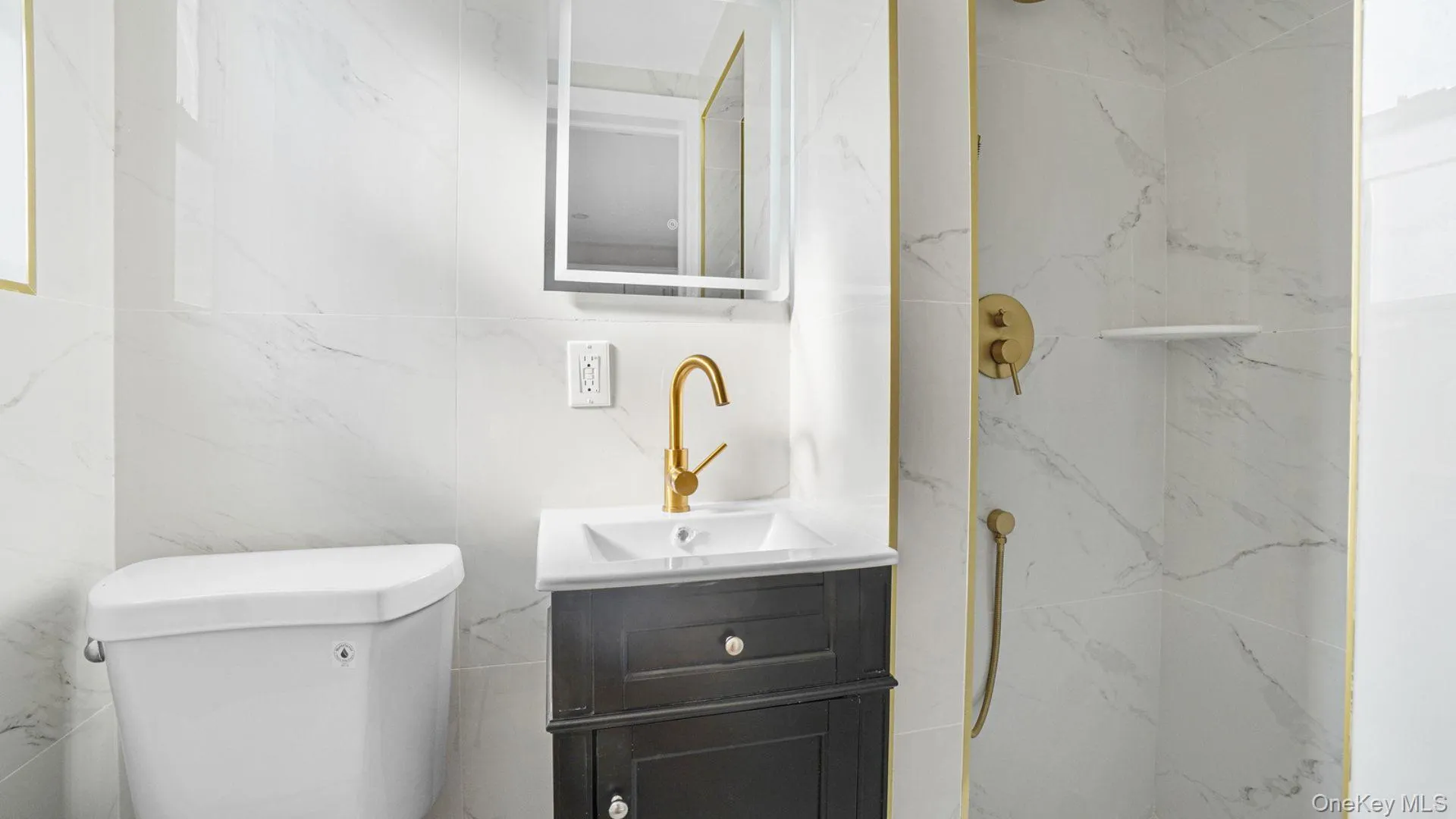 3719 Barnes Avenue, New York, NY, 5 Bedrooms Bedrooms, 9 Rooms Rooms,3 BathroomsBathrooms,Residential,For Rent,Barnes,0,995465 3719 Barnes Avenue, New York, NY, 5 Bedrooms Bedrooms, 9 Rooms Rooms,3 BathroomsBathrooms,Residential,For Rent,Barnes,0,995465