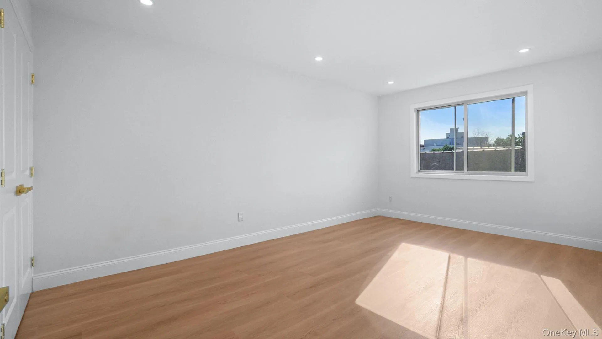 3719 Barnes Avenue, New York, NY, 5 Bedrooms Bedrooms, 9 Rooms Rooms,3 BathroomsBathrooms,Residential,For Rent,Barnes,0,995465 3719 Barnes Avenue, New York, NY, 5 Bedrooms Bedrooms, 9 Rooms Rooms,3 BathroomsBathrooms,Residential,For Rent,Barnes,0,995465