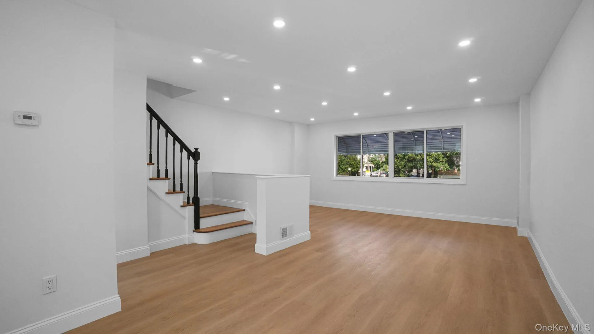 3719 Barnes Avenue, New York, NY, 5 Bedrooms Bedrooms, 9 Rooms Rooms,3 BathroomsBathrooms,Residential,For Rent,Barnes,0,995465 3719 Barnes Avenue, New York, NY, 5 Bedrooms Bedrooms, 9 Rooms Rooms,3 BathroomsBathrooms,Residential,For Rent,Barnes,0,995465