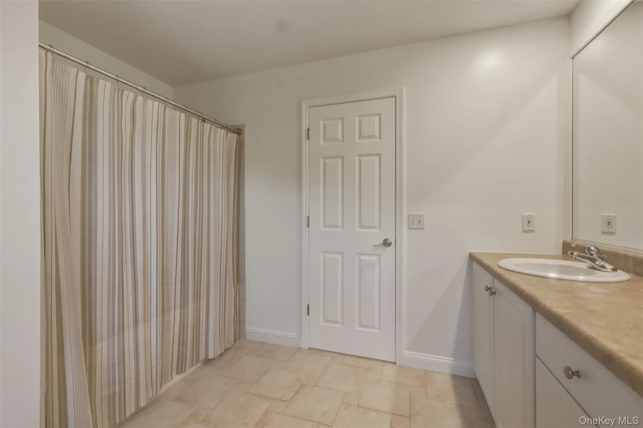 27 Hawleys Corners Road, Lloyd, NY, 4 Bedrooms Bedrooms, 8 Rooms Rooms,2 BathroomsBathrooms,Residential,For Rent,Hawleys Corners,0,995484 27 Hawleys Corners Road, Lloyd, NY, 4 Bedrooms Bedrooms, 8 Rooms Rooms,2 BathroomsBathrooms,Residential,For Rent,Hawleys Corners,0,995484
