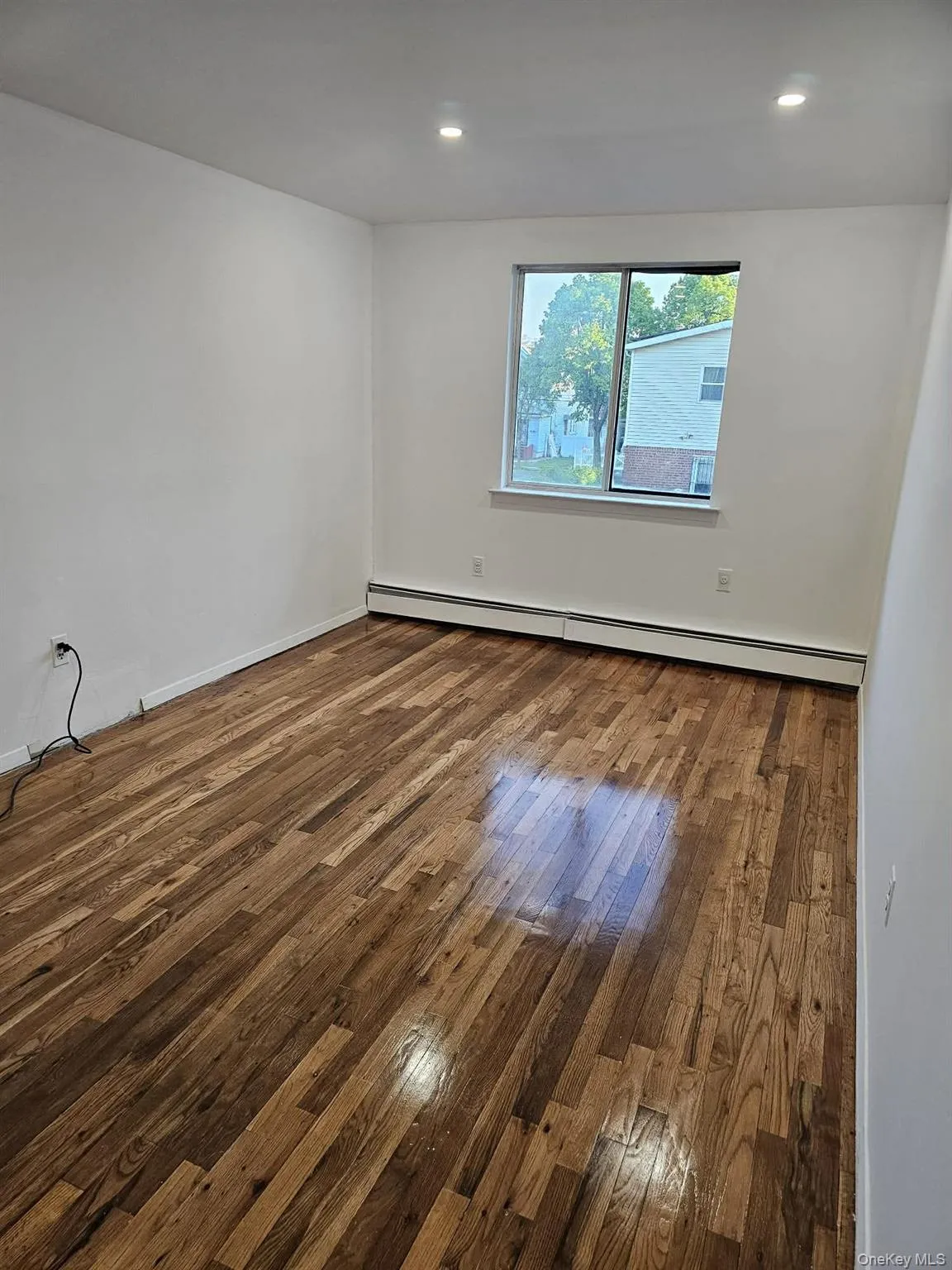 179-12 145th Avenue, New York, NY, 3 Bedrooms Bedrooms, 6 Rooms Rooms,1 BathroomBathrooms,Residential Lease,For Rent,145th,0,995488 179-12 145th Avenue, New York, NY, 3 Bedrooms Bedrooms, 6 Rooms Rooms,1 BathroomBathrooms,Residential Lease,For Rent,145th,0,995488