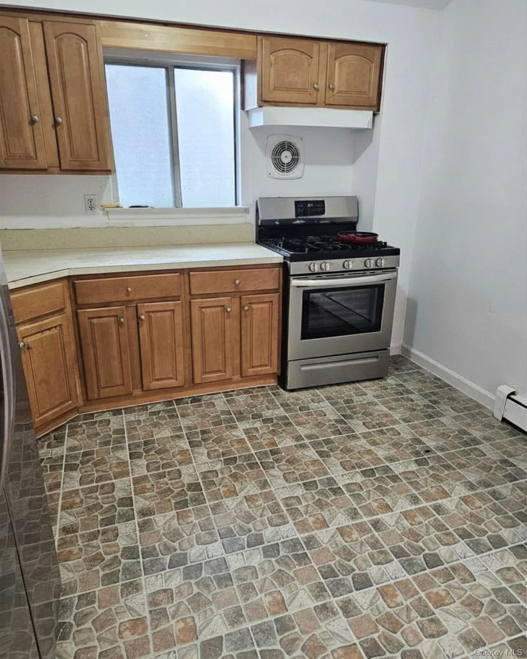 179-12 145th Avenue, New York, NY, 3 Bedrooms Bedrooms, 6 Rooms Rooms,1 BathroomBathrooms,Residential Lease,For Rent,145th,0,995488 179-12 145th Avenue, New York, NY, 3 Bedrooms Bedrooms, 6 Rooms Rooms,1 BathroomBathrooms,Residential Lease,For Rent,145th,0,995488