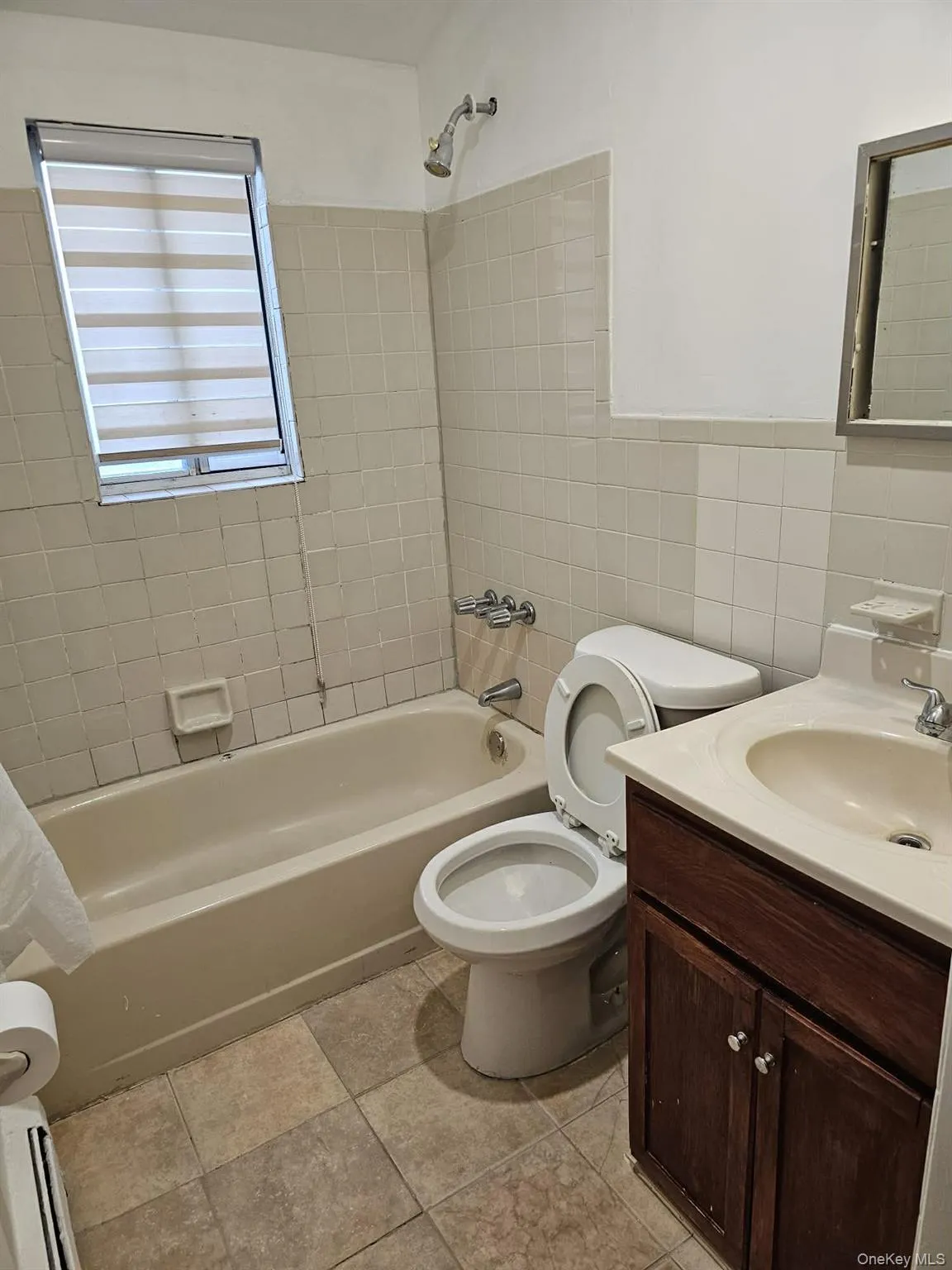 179-12 145th Avenue, New York, NY, 3 Bedrooms Bedrooms, 6 Rooms Rooms,1 BathroomBathrooms,Residential Lease,For Rent,145th,0,995488 179-12 145th Avenue, New York, NY, 3 Bedrooms Bedrooms, 6 Rooms Rooms,1 BathroomBathrooms,Residential Lease,For Rent,145th,0,995488