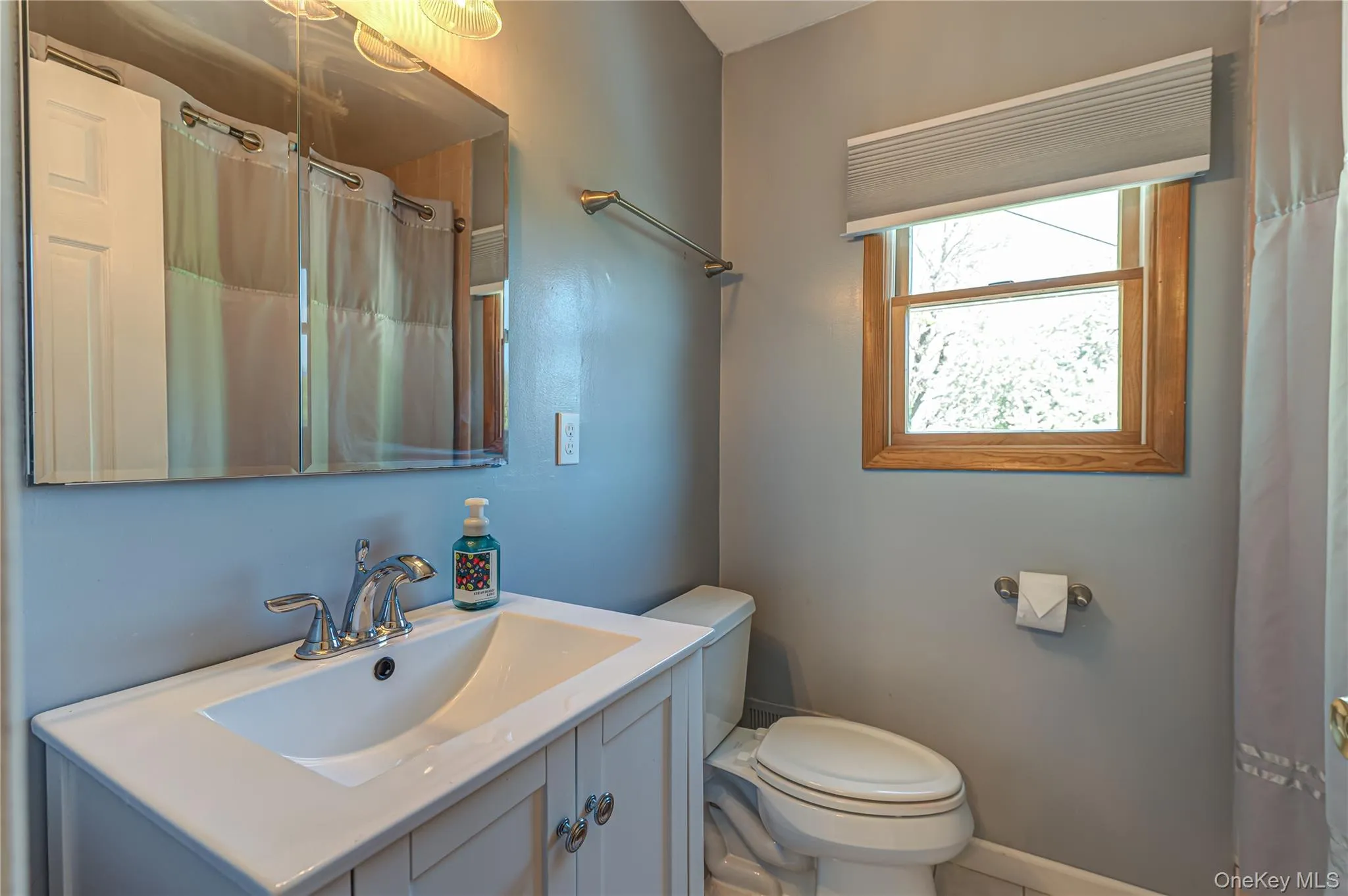 20 Evon Drive, Oyster Bay, NY, 4 Bedrooms Bedrooms, 8 Rooms Rooms,2 BathroomsBathrooms,Residential,For Rent,Evon,0,995494 20 Evon Drive, Oyster Bay, NY, 4 Bedrooms Bedrooms, 8 Rooms Rooms,2 BathroomsBathrooms,Residential,For Rent,Evon,0,995494