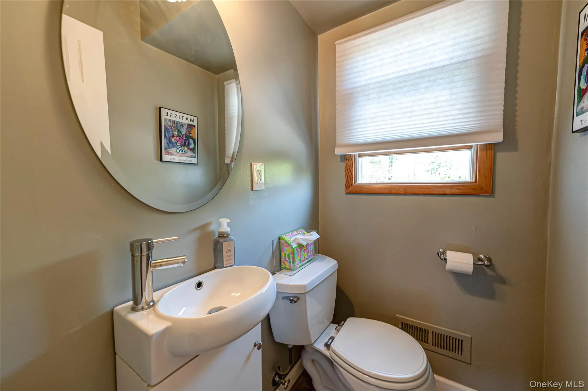 20 Evon Drive, Oyster Bay, NY, 4 Bedrooms Bedrooms, 8 Rooms Rooms,2 BathroomsBathrooms,Residential,For Rent,Evon,0,995494 20 Evon Drive, Oyster Bay, NY, 4 Bedrooms Bedrooms, 8 Rooms Rooms,2 BathroomsBathrooms,Residential,For Rent,Evon,0,995494