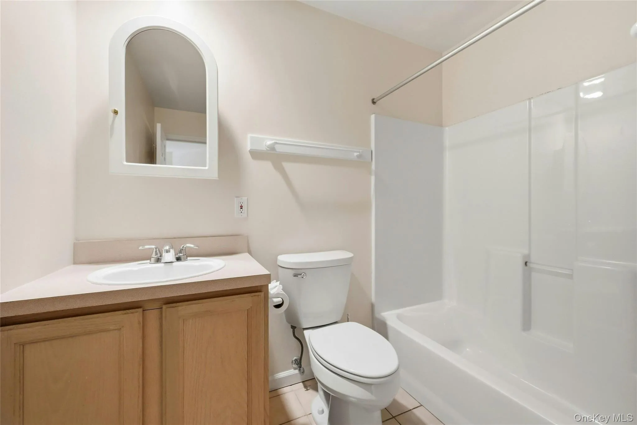 1565 Calebs Way, Southold, NY, 2 Bedrooms Bedrooms, 4 Rooms Rooms,2 BathroomsBathrooms,Residential,For Rent,Calebs,0,995502 1565 Calebs Way, Southold, NY, 2 Bedrooms Bedrooms, 4 Rooms Rooms,2 BathroomsBathrooms,Residential,For Rent,Calebs,0,995502