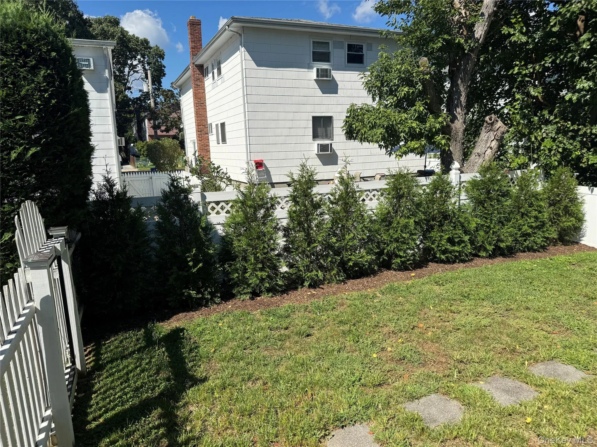 51 Inwood Road, North Hempstead, NY, 3 Bedroom Bedrooms, 6 Room Rooms,2 BathroomBathrooms,Residential Lease,For Rent,Inwood,0,995509 51 Inwood Road, North Hempstead, NY, 3 Bedroom Bedrooms, 6 Room Rooms,2 BathroomBathrooms,Residential Lease,For Rent,Inwood,0,995509
