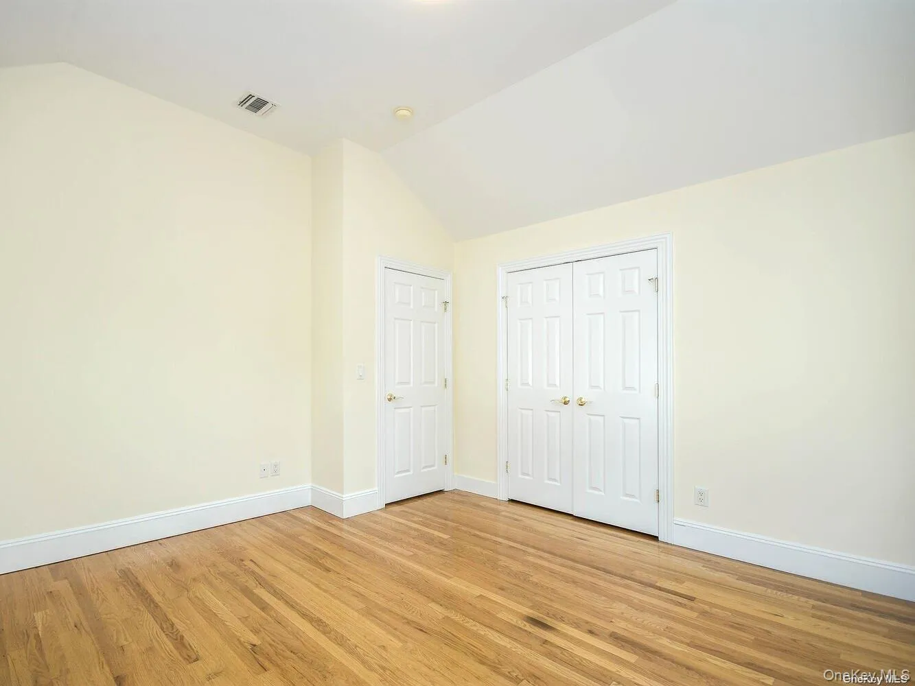 51 Inwood Road, North Hempstead, NY, 3 Bedrooms Bedrooms, 6 Rooms Rooms,2 BathroomsBathrooms,Residential Lease,For Rent,Inwood,0,995509 51 Inwood Road, North Hempstead, NY, 3 Bedrooms Bedrooms, 6 Rooms Rooms,2 BathroomsBathrooms,Residential Lease,For Rent,Inwood,0,995509