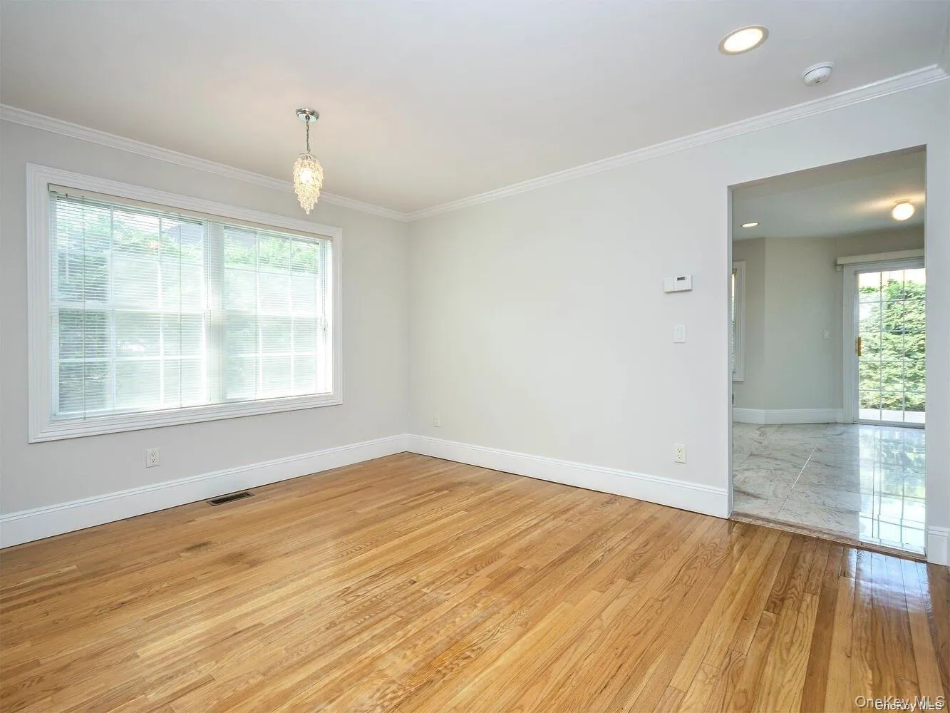 51 Inwood Road, North Hempstead, NY, 3 Bedrooms Bedrooms, 6 Rooms Rooms,2 BathroomsBathrooms,Residential Lease,For Rent,Inwood,0,995509 51 Inwood Road, North Hempstead, NY, 3 Bedrooms Bedrooms, 6 Rooms Rooms,2 BathroomsBathrooms,Residential Lease,For Rent,Inwood,0,995509