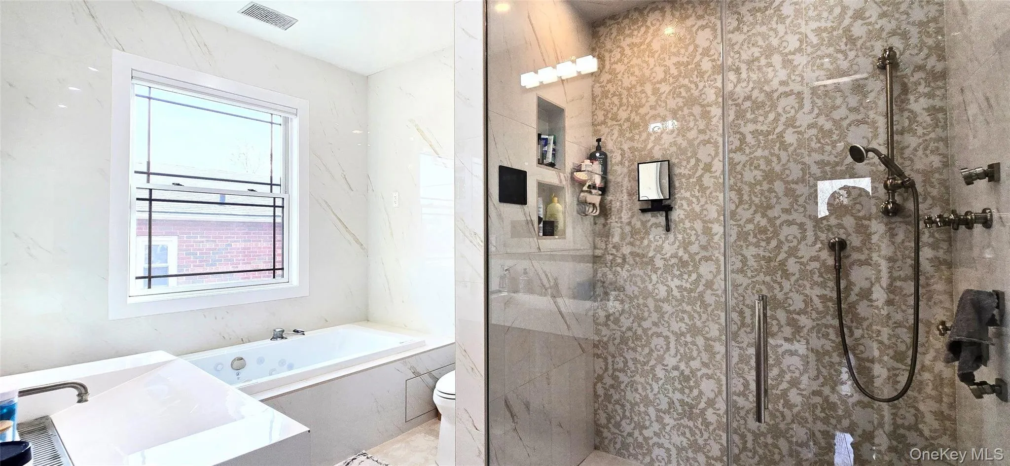 Full Bathroom #2 - In the primary bedroom Full Bathroom #2 - In the primary bedroom