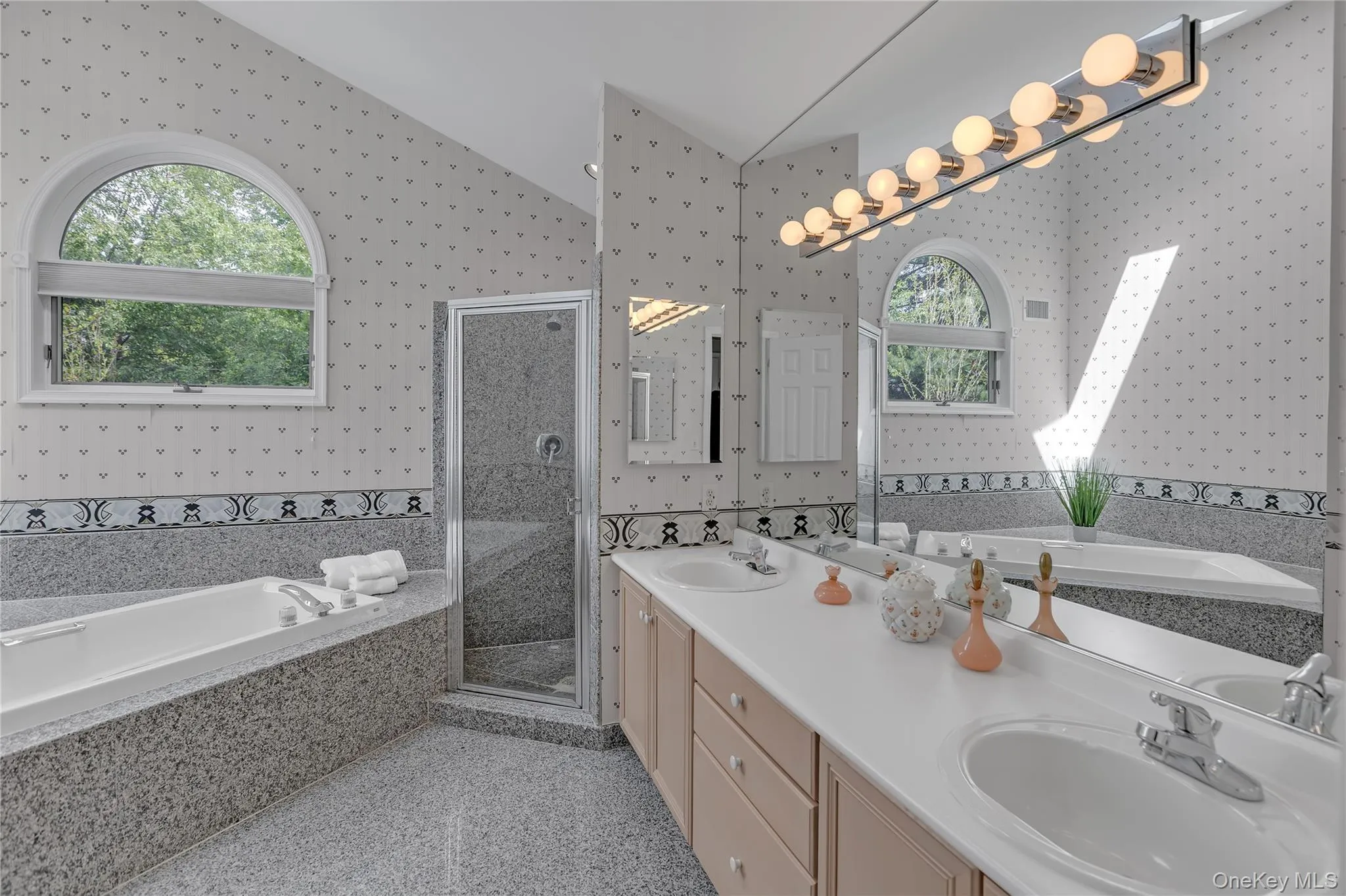 6 Gerriet Court, Huntington, NY, 3 Bedrooms Bedrooms, 9 Rooms Rooms,2 BathroomsBathrooms,Residential,For Rent,Gerriet,0,995521 6 Gerriet Court, Huntington, NY, 3 Bedrooms Bedrooms, 9 Rooms Rooms,2 BathroomsBathrooms,Residential,For Rent,Gerriet,0,995521