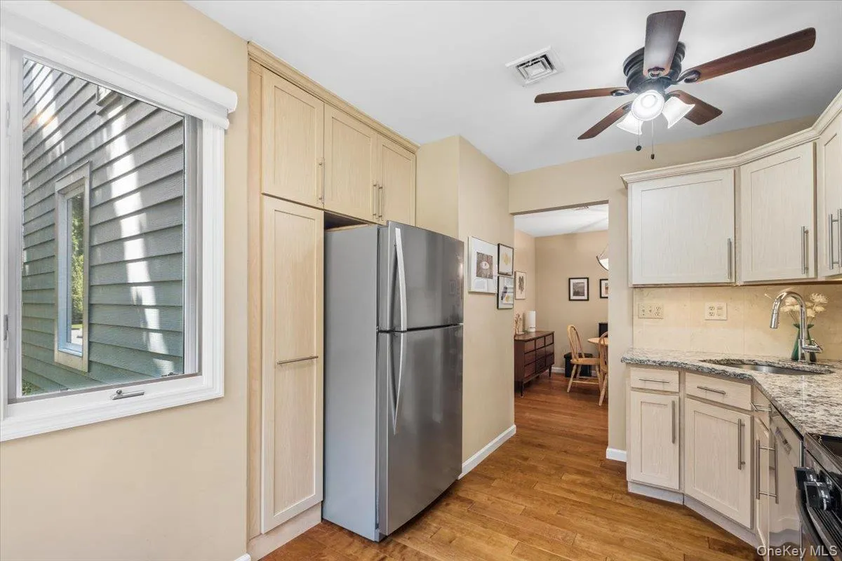 4205 Finch Court, Peekskill, NY, 2 Bedrooms Bedrooms, 6 Rooms Rooms,2 BathroomsBathrooms,Residential,For Rent,Finch,0,995522 4205 Finch Court, Peekskill, NY, 2 Bedrooms Bedrooms, 6 Rooms Rooms,2 BathroomsBathrooms,Residential,For Rent,Finch,0,995522
