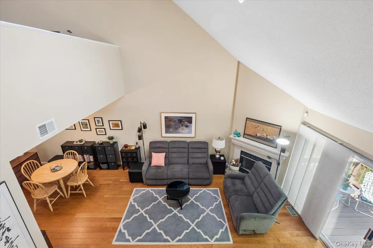 4205 Finch Court, Peekskill, NY, 2 Bedrooms Bedrooms, 6 Rooms Rooms,2 BathroomsBathrooms,Residential,For Rent,Finch,0,995522 4205 Finch Court, Peekskill, NY, 2 Bedrooms Bedrooms, 6 Rooms Rooms,2 BathroomsBathrooms,Residential,For Rent,Finch,0,995522