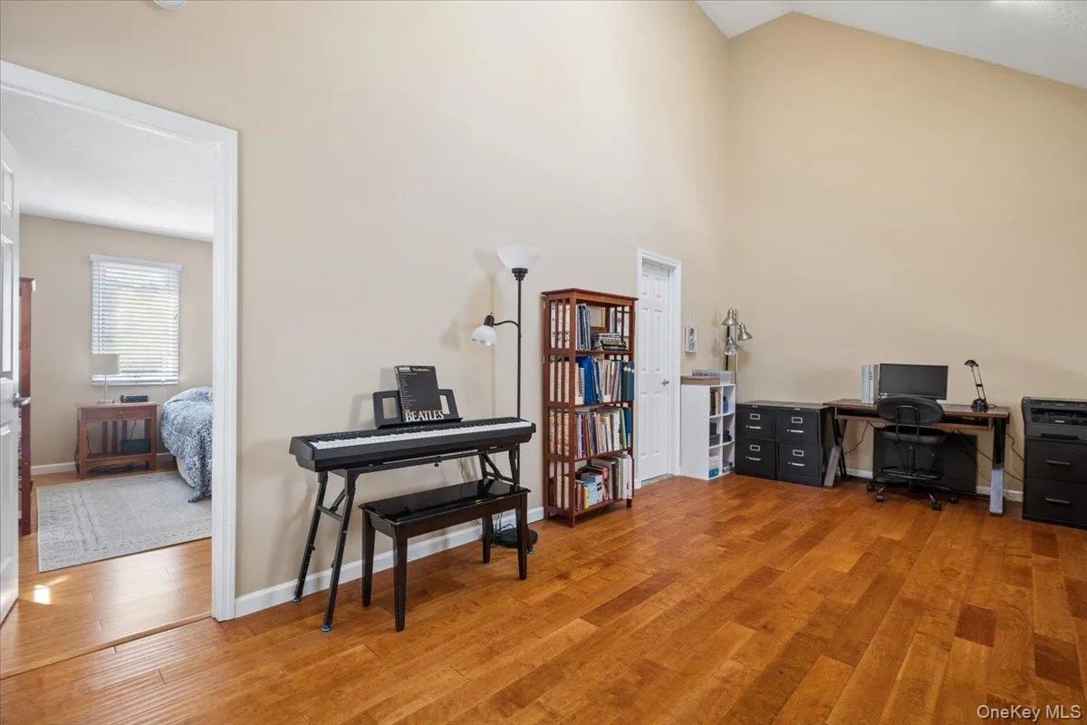 4205 Finch Court, Peekskill, NY, 2 Bedrooms Bedrooms, 6 Rooms Rooms,2 BathroomsBathrooms,Residential,For Rent,Finch,0,995522 4205 Finch Court, Peekskill, NY, 2 Bedrooms Bedrooms, 6 Rooms Rooms,2 BathroomsBathrooms,Residential,For Rent,Finch,0,995522