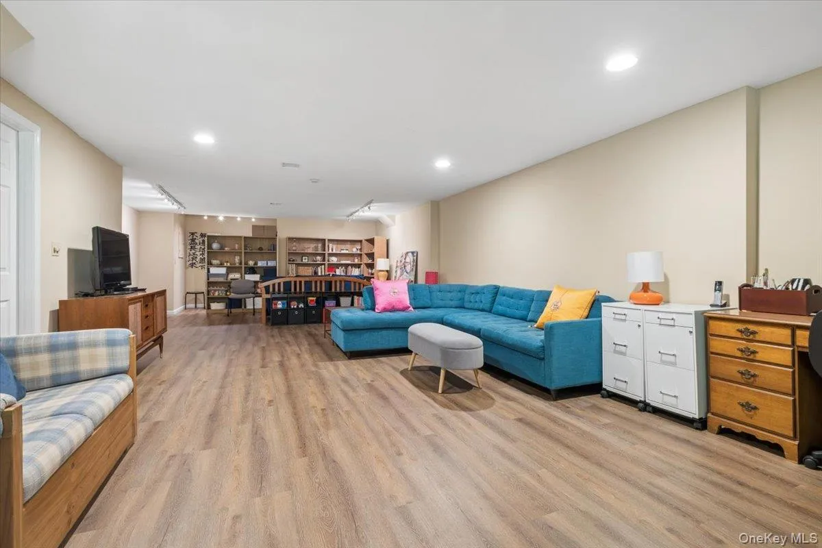 4205 Finch Court, Peekskill, NY, 2 Bedrooms Bedrooms, 6 Rooms Rooms,2 BathroomsBathrooms,Residential,For Rent,Finch,0,995522 4205 Finch Court, Peekskill, NY, 2 Bedrooms Bedrooms, 6 Rooms Rooms,2 BathroomsBathrooms,Residential,For Rent,Finch,0,995522