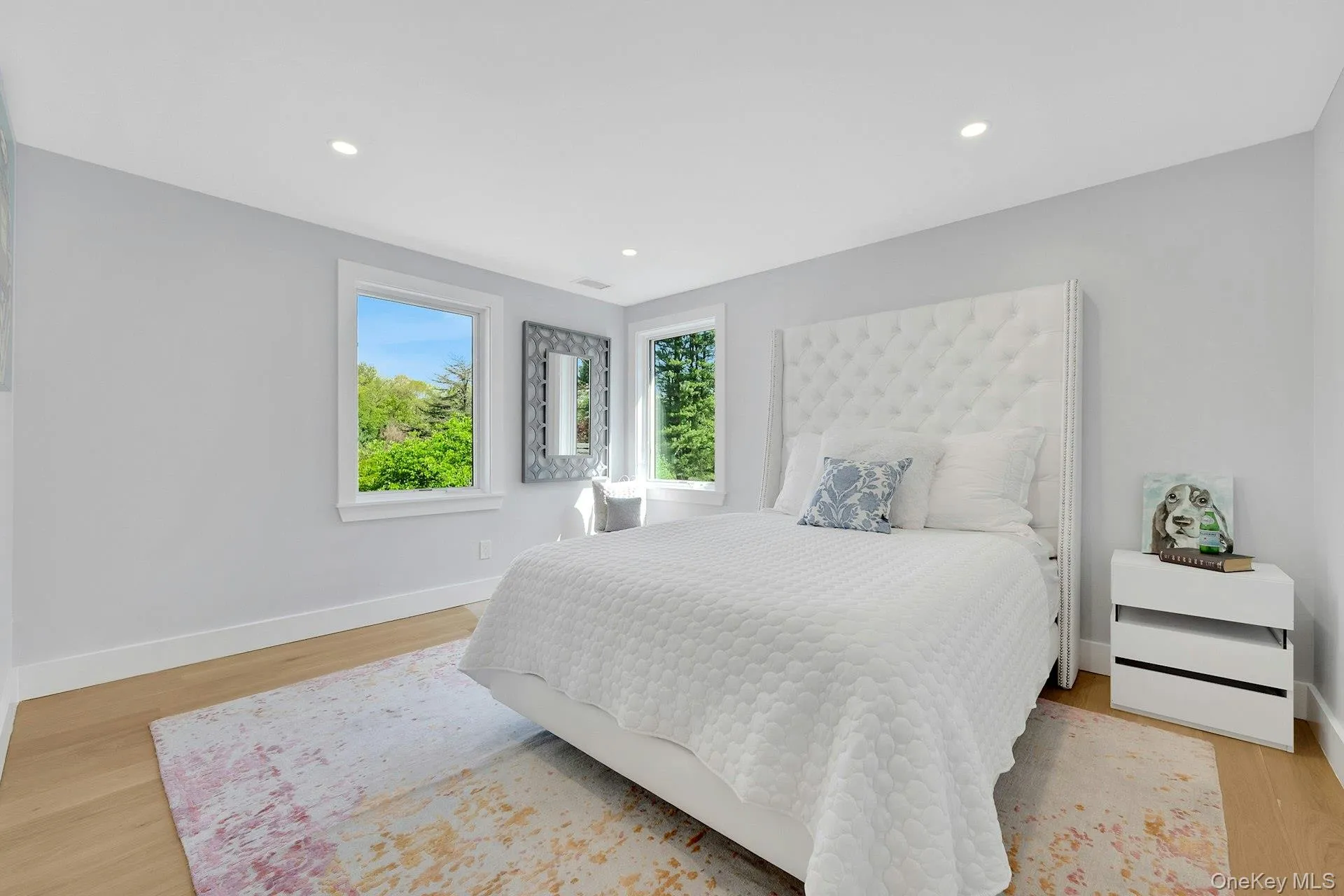 Third bedroom with lots of light and tranquil views Third bedroom with lots of light and tranquil views