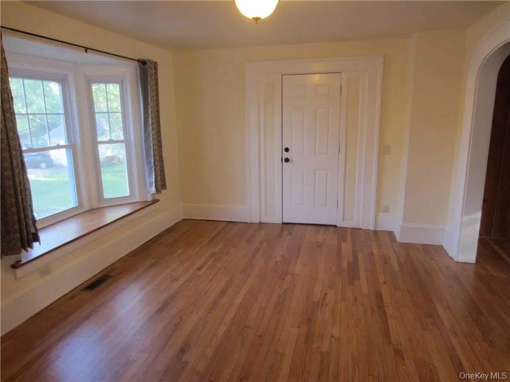 212 Cherry Street, Poughkeepsie, NY, 4 Bedrooms Bedrooms, 10 Rooms Rooms,1 BathroomBathrooms,Residential Lease,For Rent,Cherry,0,995552 212 Cherry Street, Poughkeepsie, NY, 4 Bedrooms Bedrooms, 10 Rooms Rooms,1 BathroomBathrooms,Residential Lease,For Rent,Cherry,0,995552