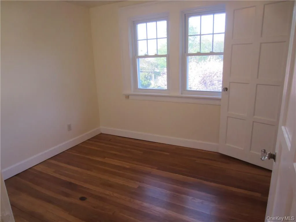 212 Cherry Street, Poughkeepsie, NY, 4 Bedrooms Bedrooms, 10 Rooms Rooms,1 BathroomBathrooms,Residential Lease,For Rent,Cherry,0,995552 212 Cherry Street, Poughkeepsie, NY, 4 Bedrooms Bedrooms, 10 Rooms Rooms,1 BathroomBathrooms,Residential Lease,For Rent,Cherry,0,995552