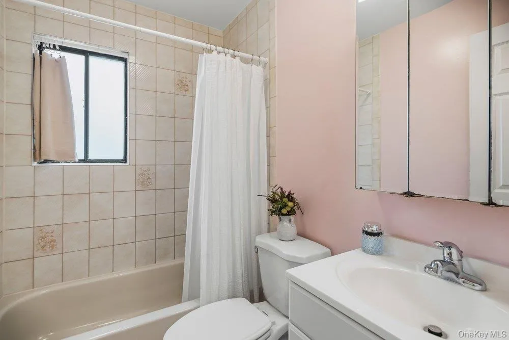 2 Idaho Court, Brookhaven, NY, 1 Bedroom Bedrooms, 4 Rooms Rooms,1 BathroomBathrooms,Residential,For Rent,Idaho,0,995559 2 Idaho Court, Brookhaven, NY, 1 Bedroom Bedrooms, 4 Rooms Rooms,1 BathroomBathrooms,Residential,For Rent,Idaho,0,995559