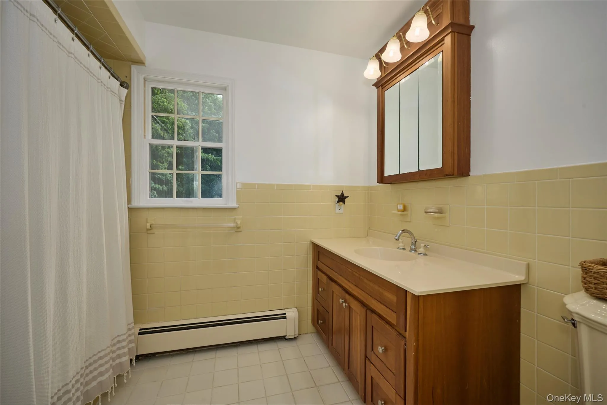 Hall bath Hall bath