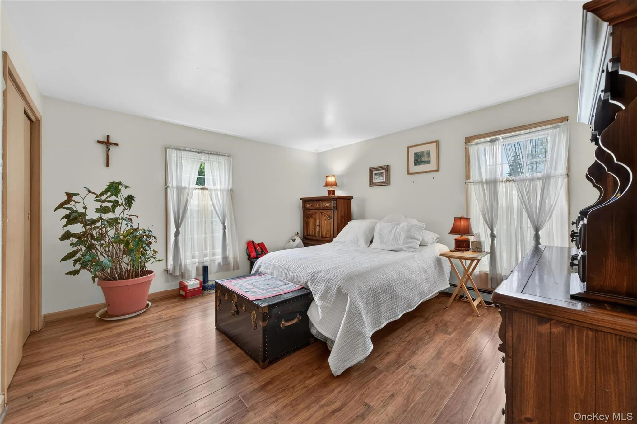 48 Farries Avenue, Warwick (town), NY, 3 Bedrooms Bedrooms, 10 Rooms Rooms,3 BathroomsBathrooms,Residential Sale,For Rent,Farries,0,995623 48 Farries Avenue, Warwick (town), NY, 3 Bedrooms Bedrooms, 10 Rooms Rooms,3 BathroomsBathrooms,Residential Sale,For Rent,Farries,0,995623